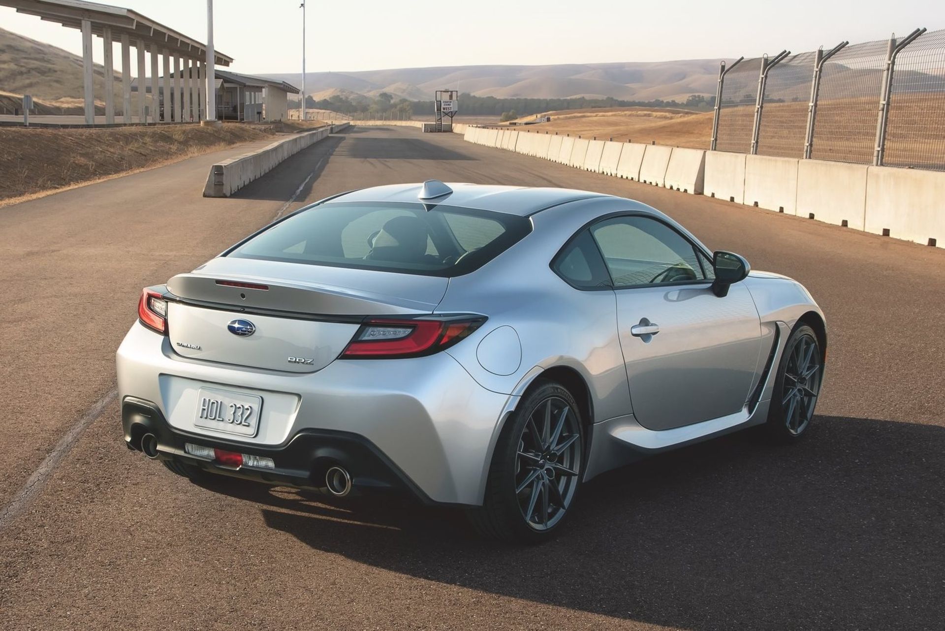  سوبارو بی آر زد Subaru BRZ 2020 نمای پشت