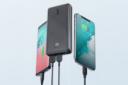 پاور بانک انکر A1363 PowerCore با ظرفیت 20000mAh میلی آمپر Anker A1363 PowerCore 20000mAh در حال ش