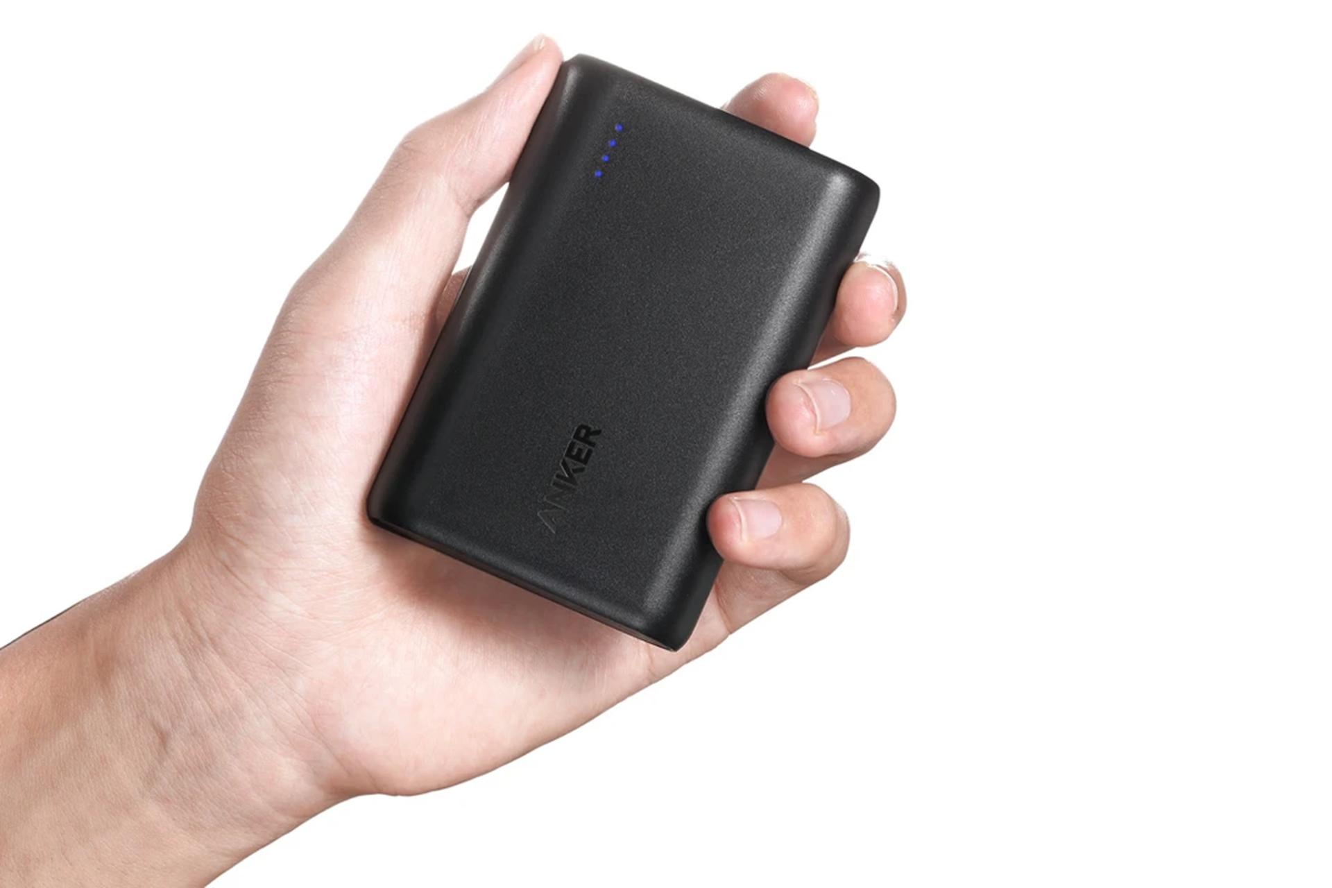 اندازه پاور بانک انکر PowerCore Speed 10000 با ظرفیت 10000 میلی‌آمپر ساعت Anker PowerCore Speed 10