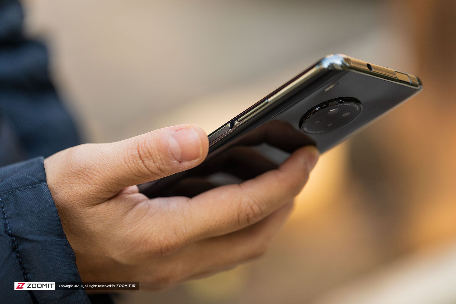 گوشی هواوی Y9a حین استفاده