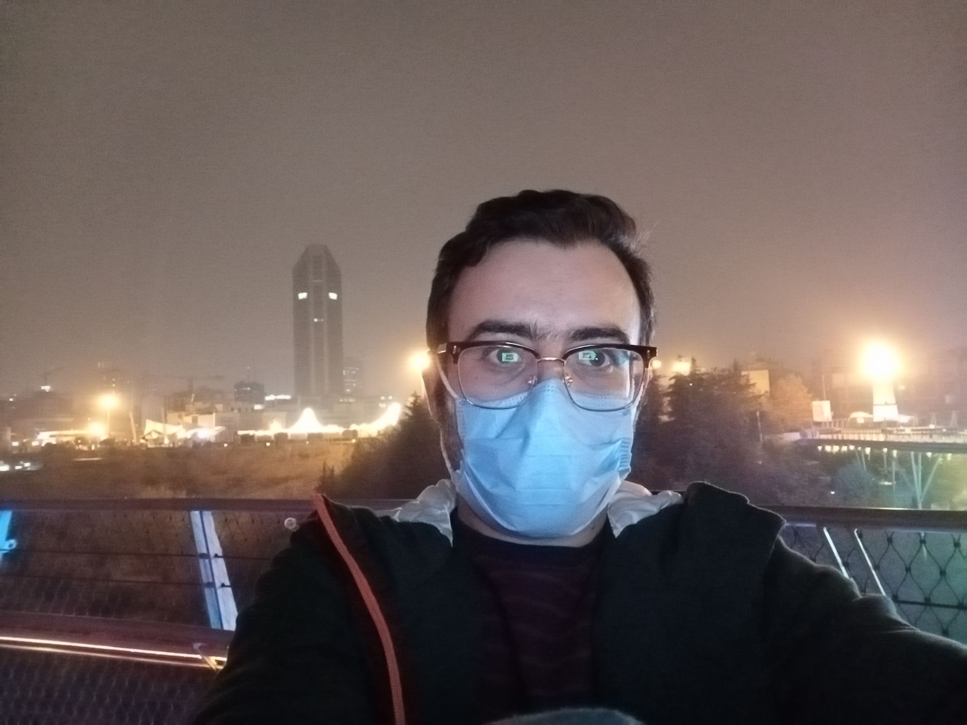 نمونه عکس دوربین سلفی گوشی هواوی Y9a - مهرداد عیسی لو