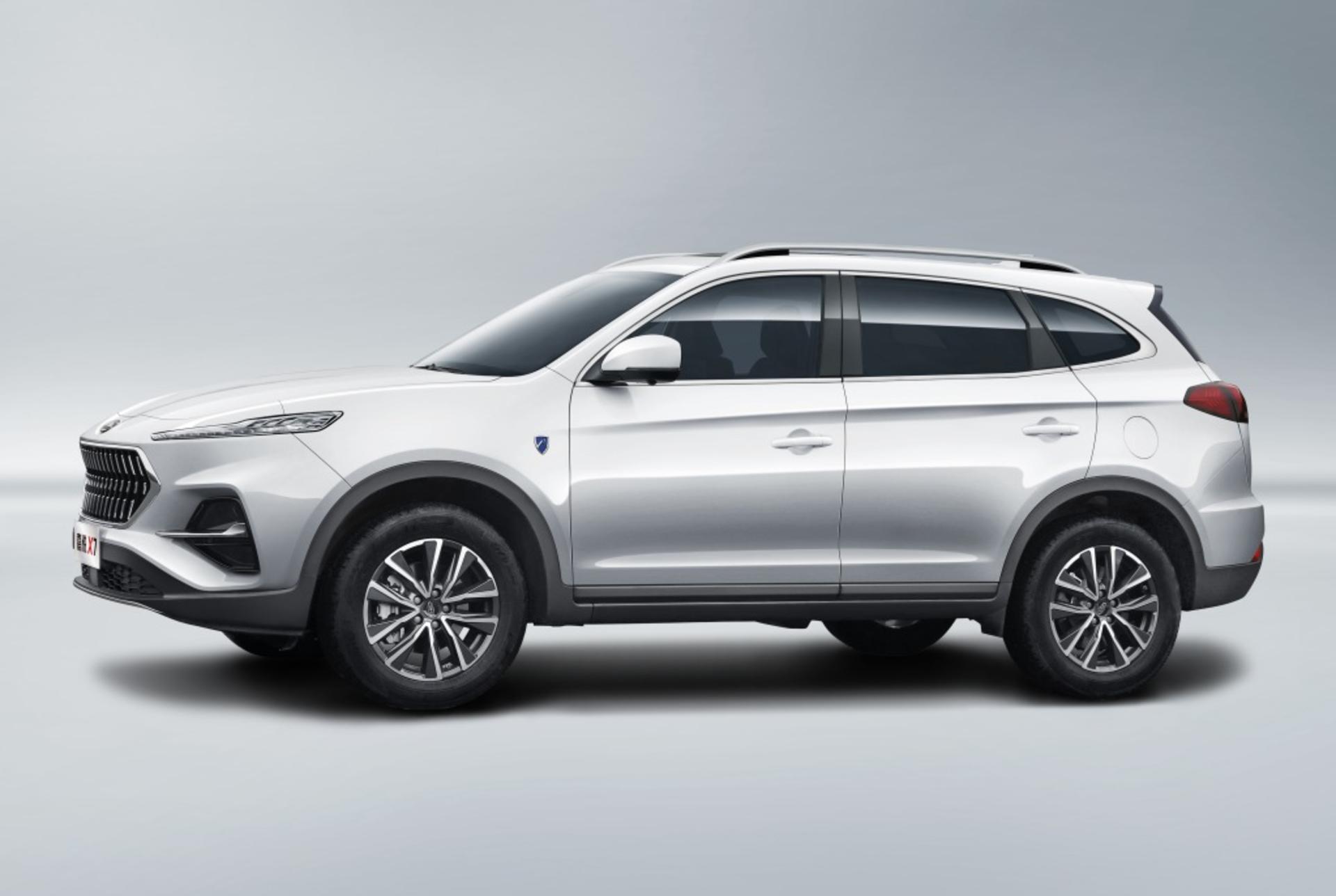 JAC X7 جک ایکس 7 کرمان موتور K7 نمای جانبی