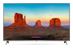 نمای جلو تلویزیون ال جی 65UK7700 با صفحه روشن