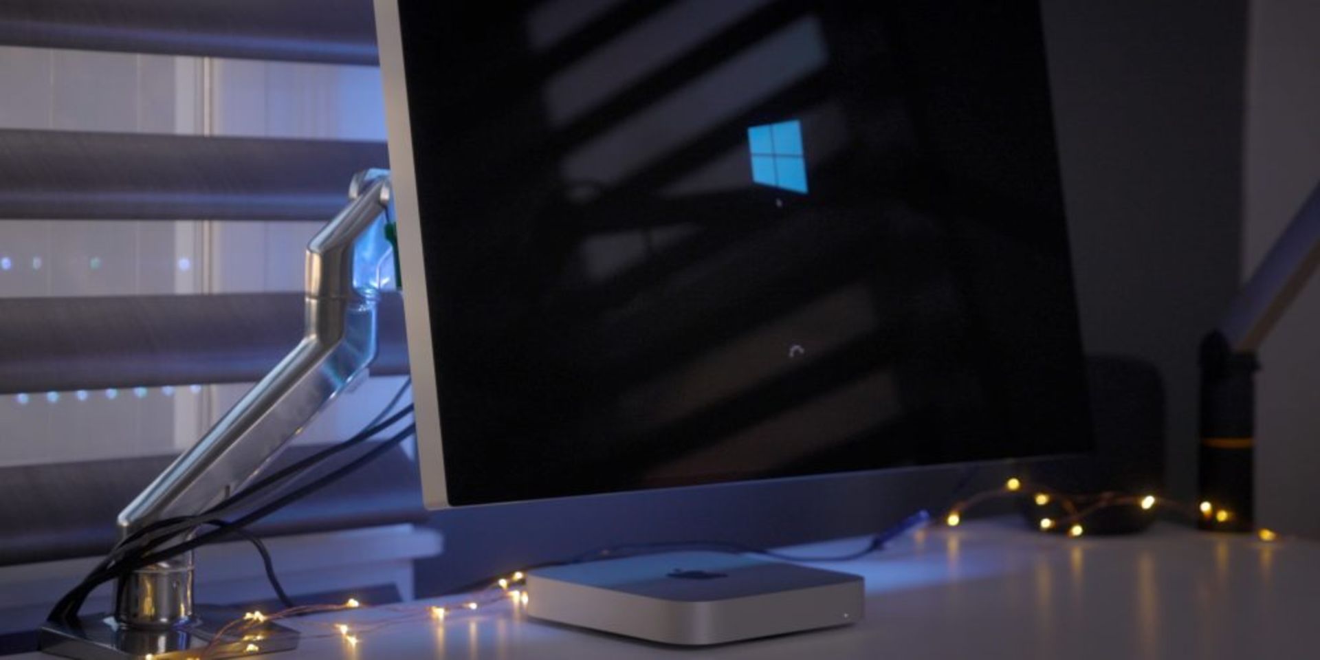 لوگوی ویندوز در مانیتور پرو دیسپلی XDR