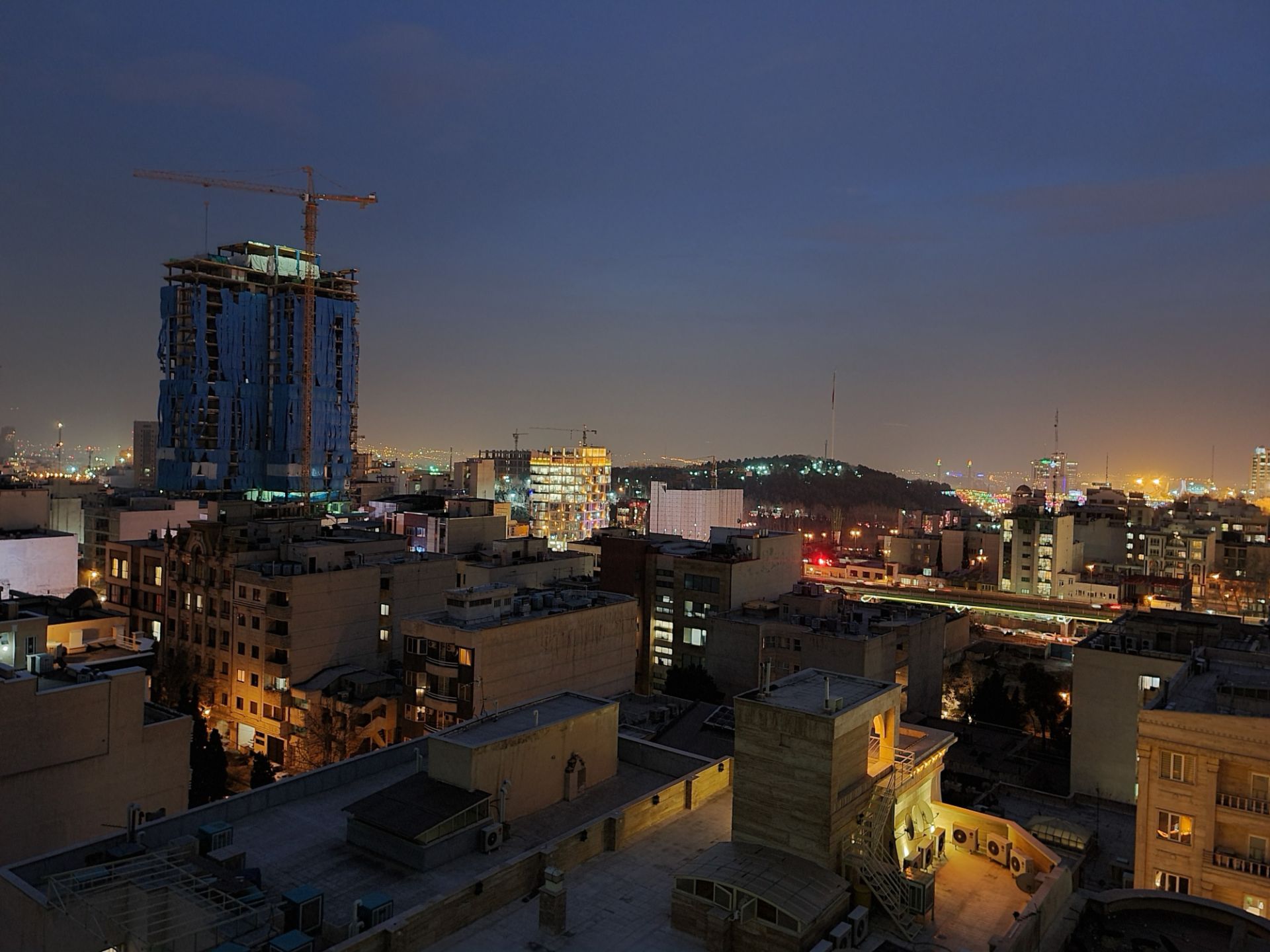 Galaxy S20 Ultra - Low Light - 1x