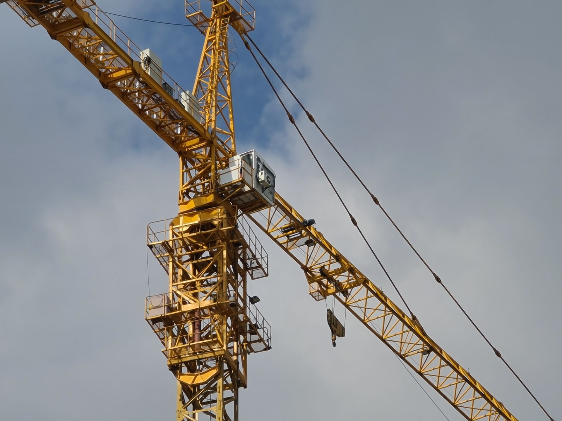 Galaxy S20 Ultra - Bright Light - 10x