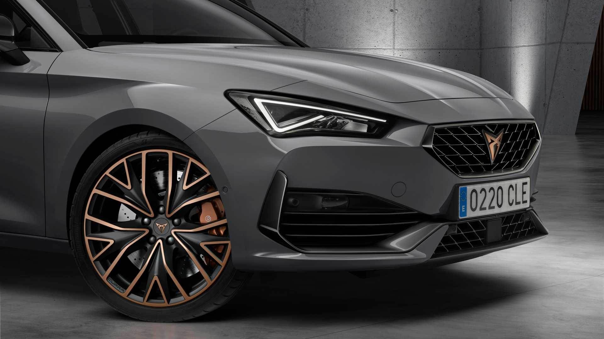 seat Cupra Leon ST / سئات کوپرا لئون