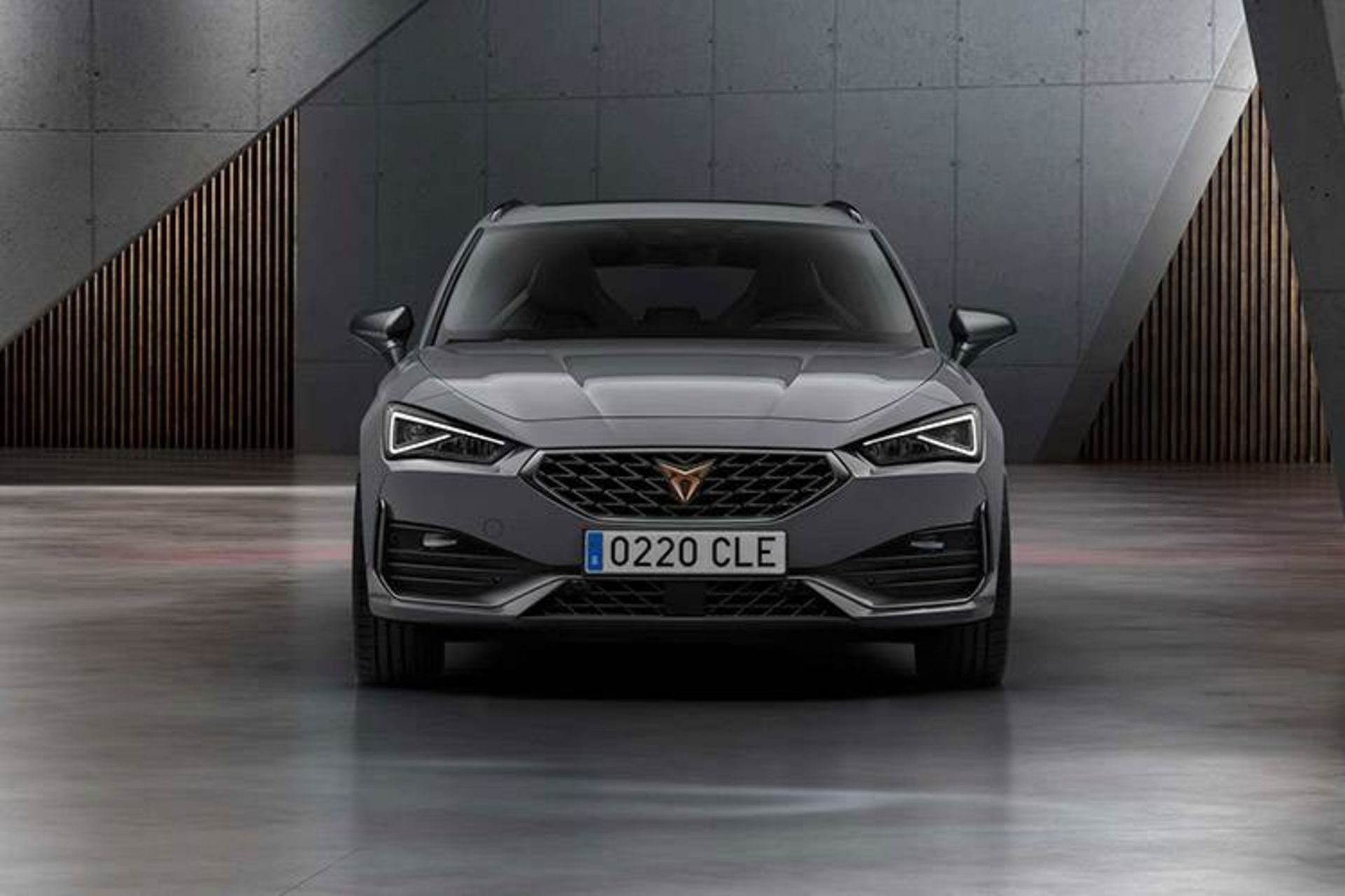 seat Cupra Leon ST / سئات کوپرا لئون