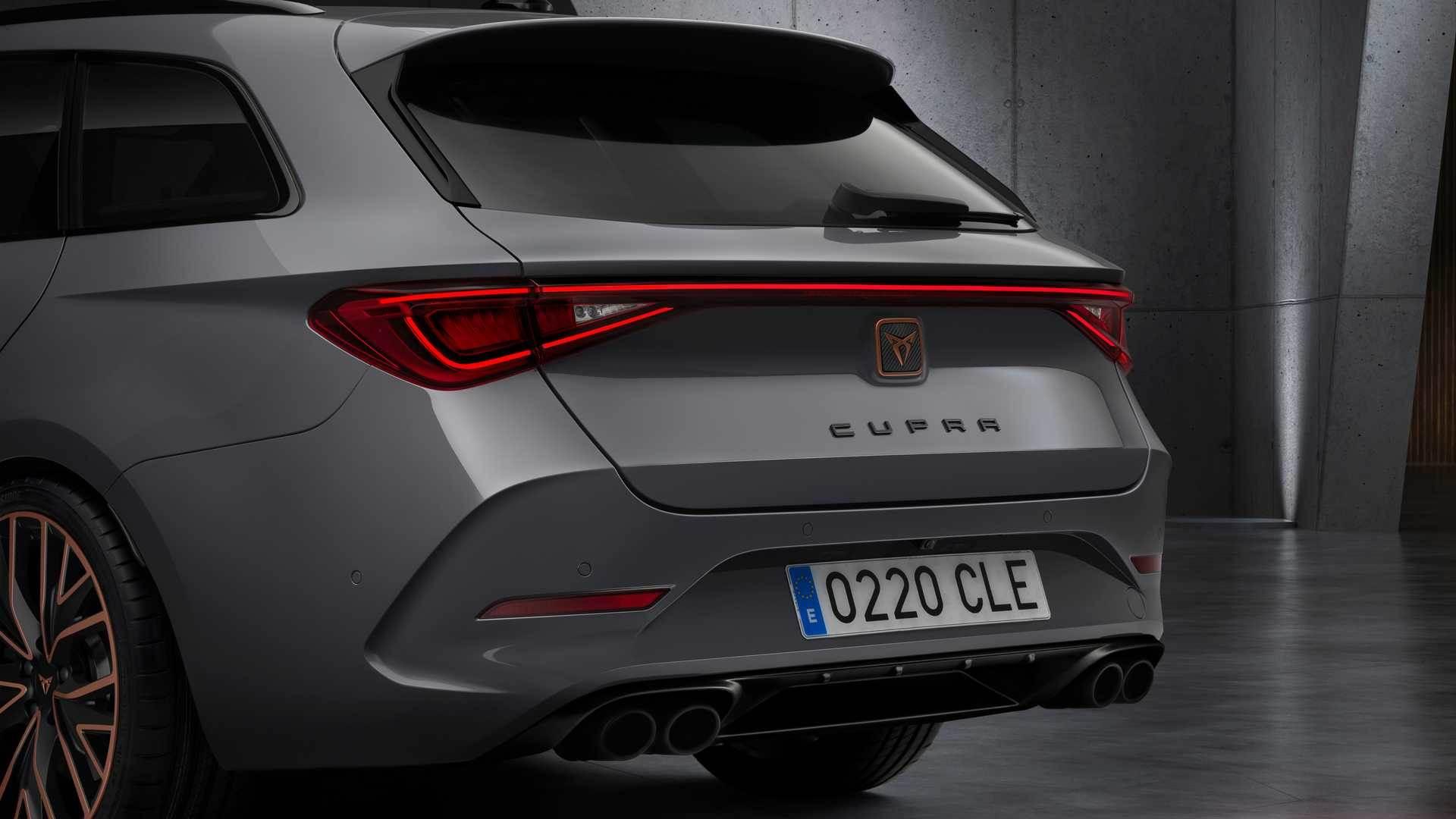 seat Cupra Leon ST / سئات کوپرا لئون