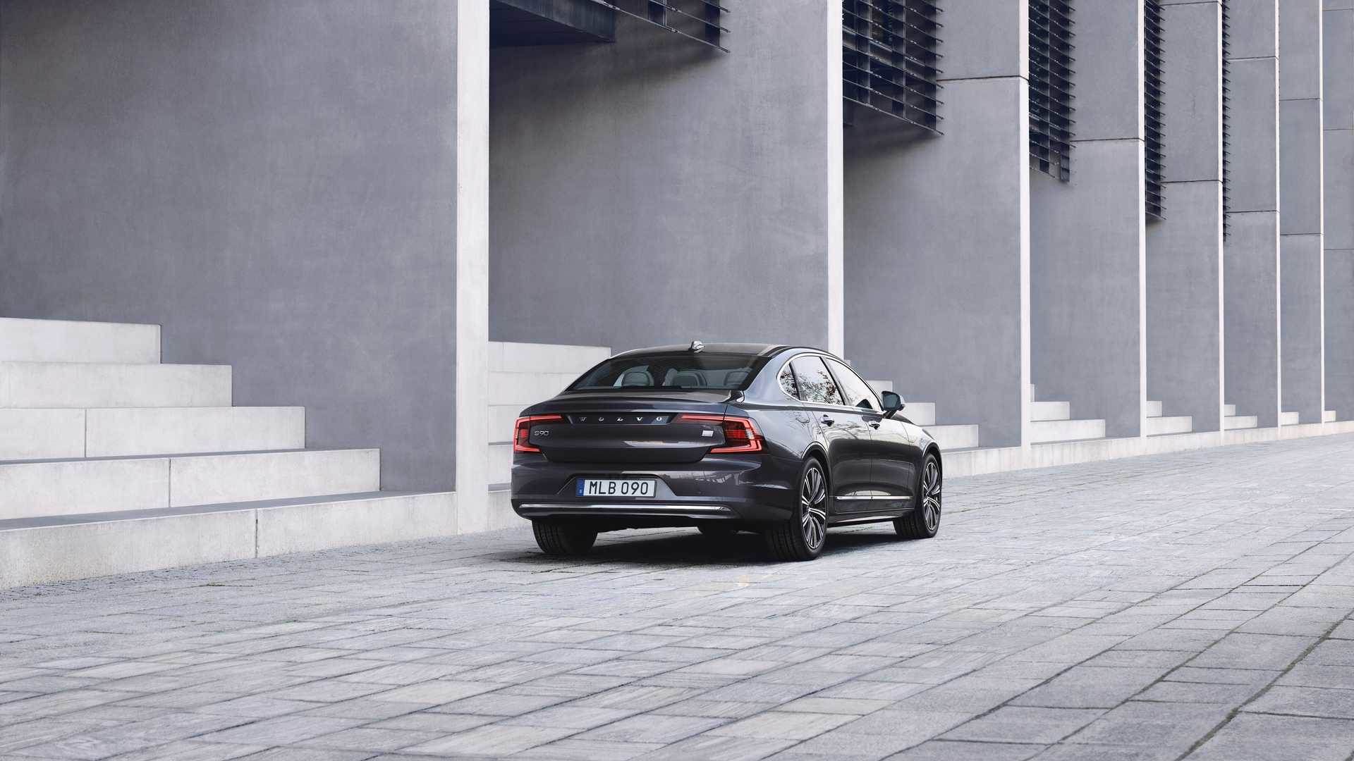 2021 Volvo S90 / ولوو 