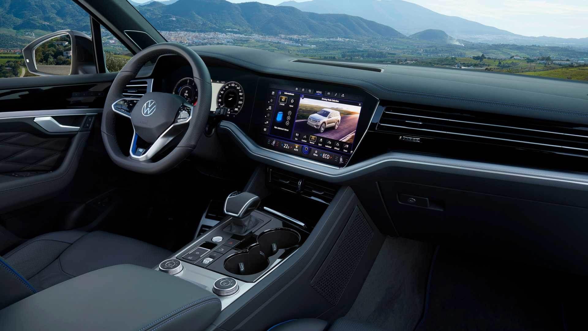 Volkswagen Touareg R / فولکس واگن توارگ آر