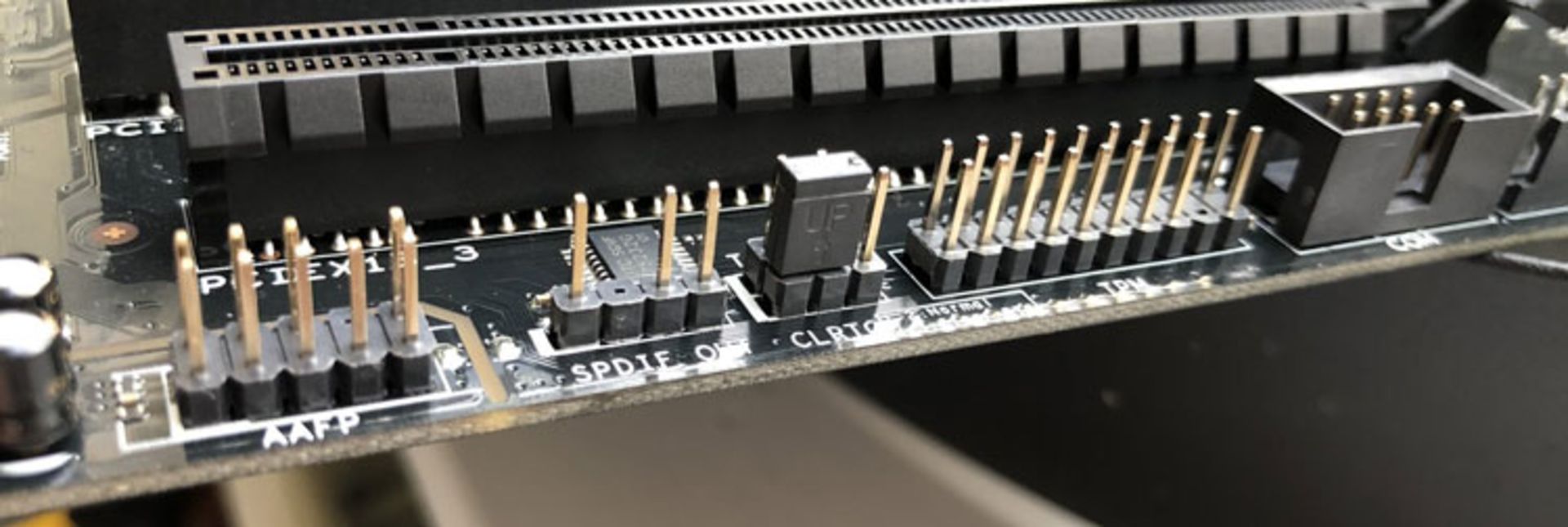  anatomy of MotherBoard/آناتومی مادربرد