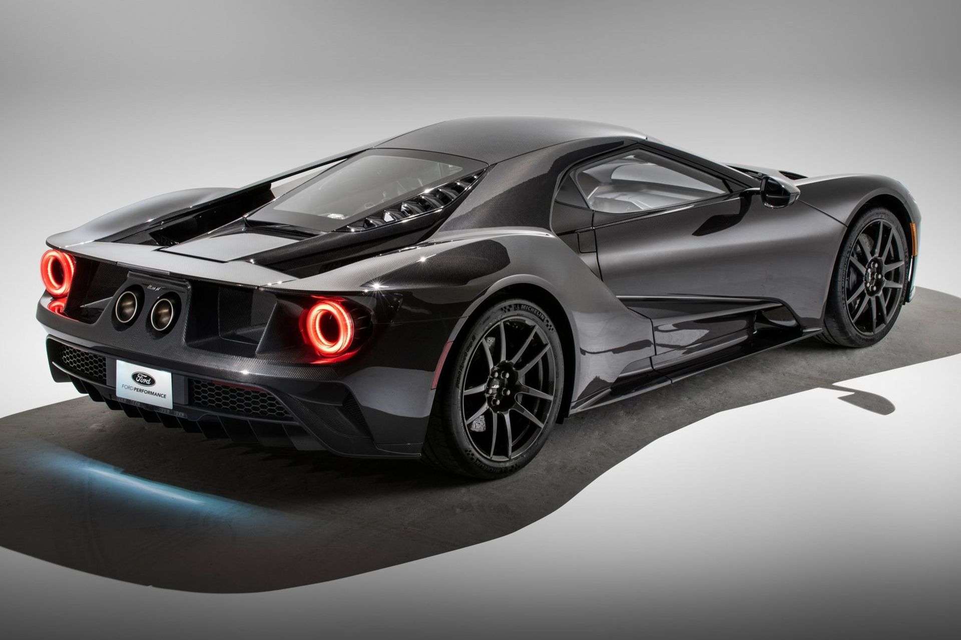 ford GT Liquid Carbon Edition