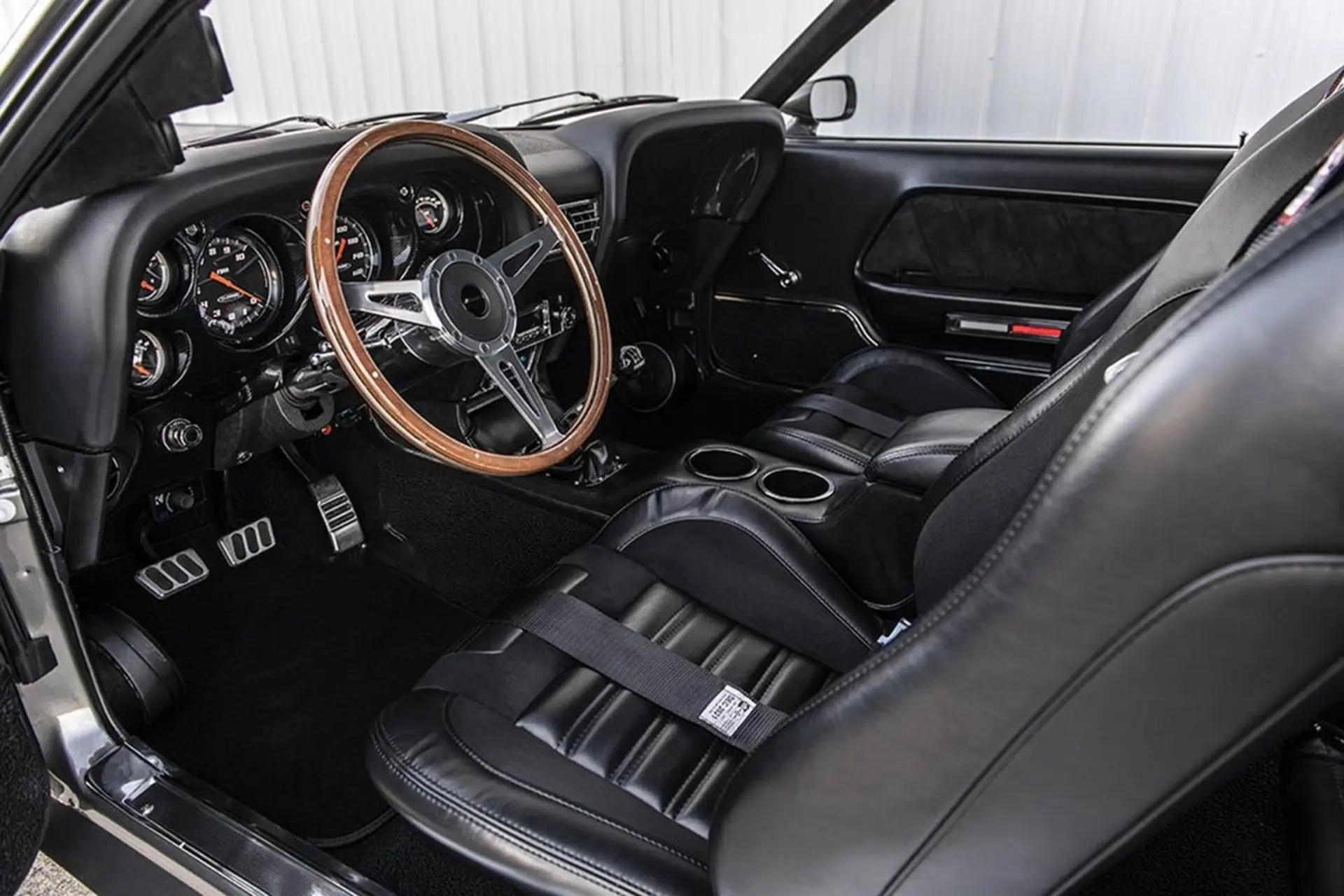 Ford mustang mach 1 hitman