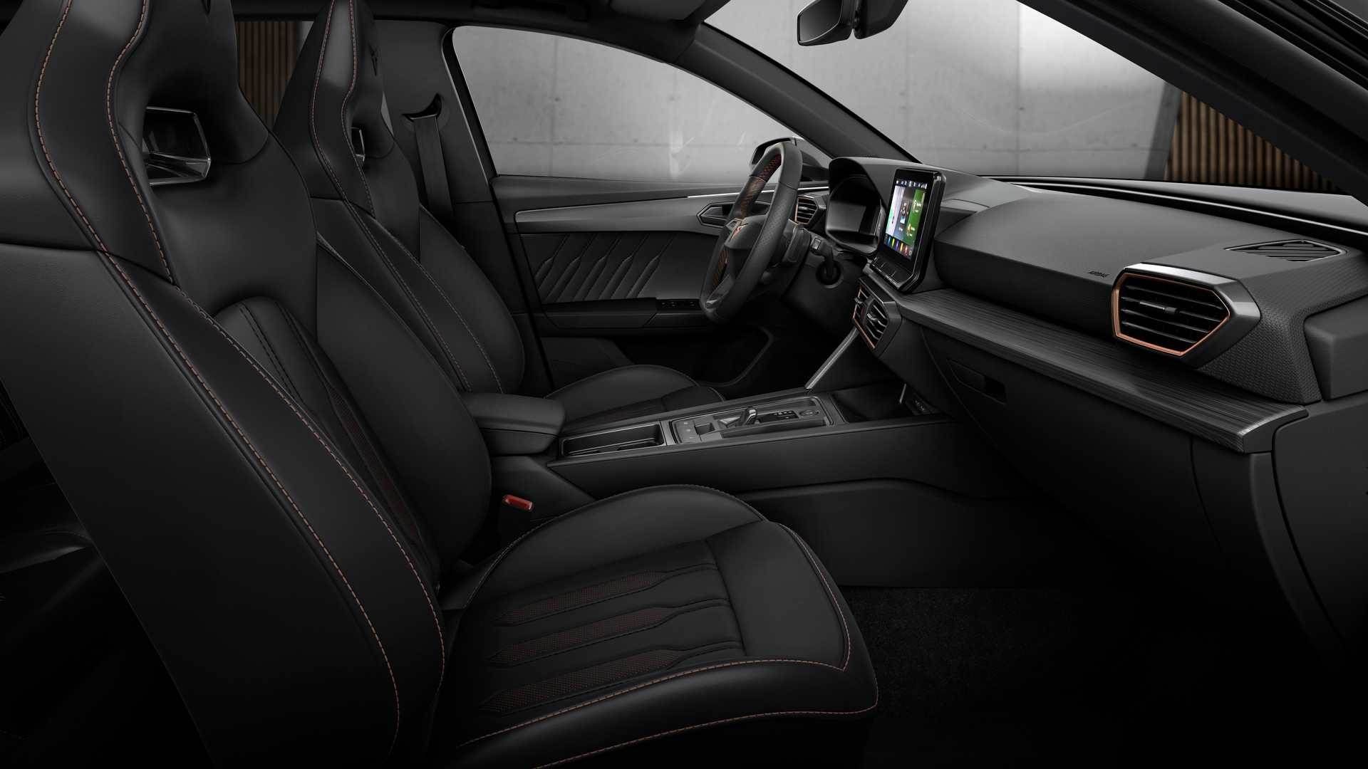 seat Cupra Leon ST / سئات کوپرا لئون