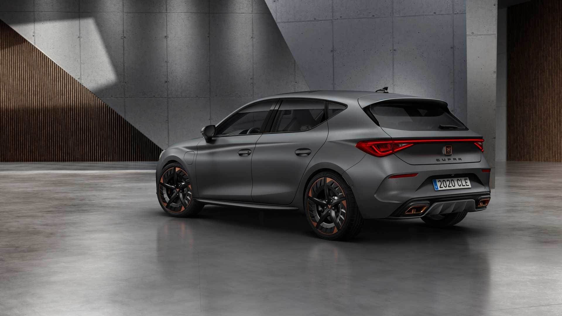 2021 seat Cupra Leon / سئات کوپرا لئون