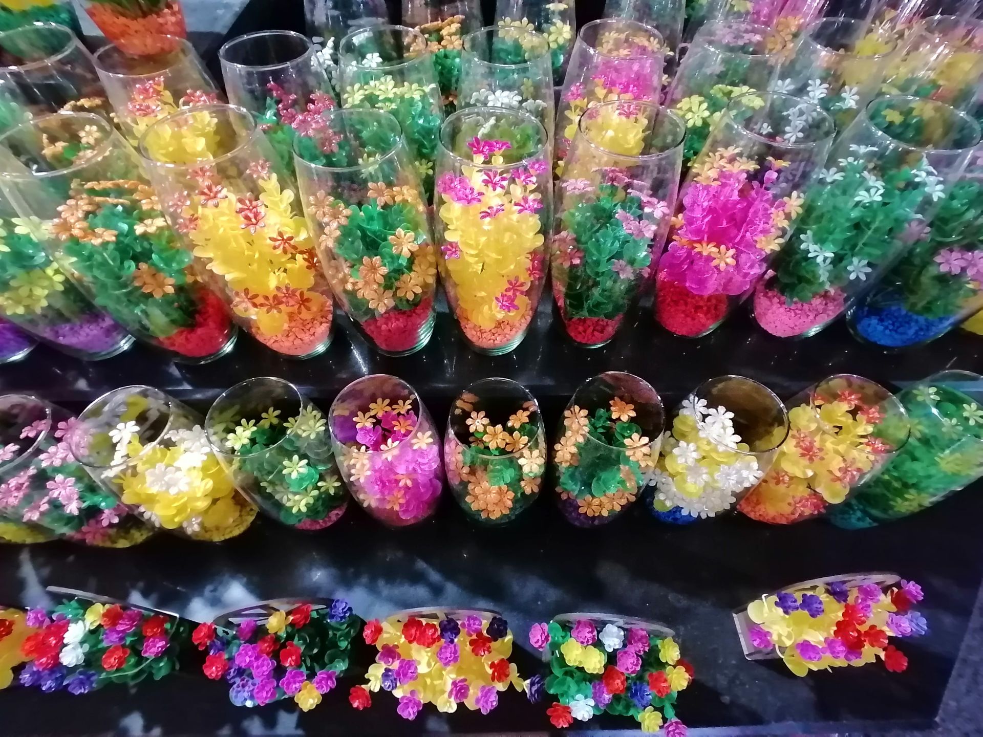 نمونه‌عکس‌ Y9s در طول شب