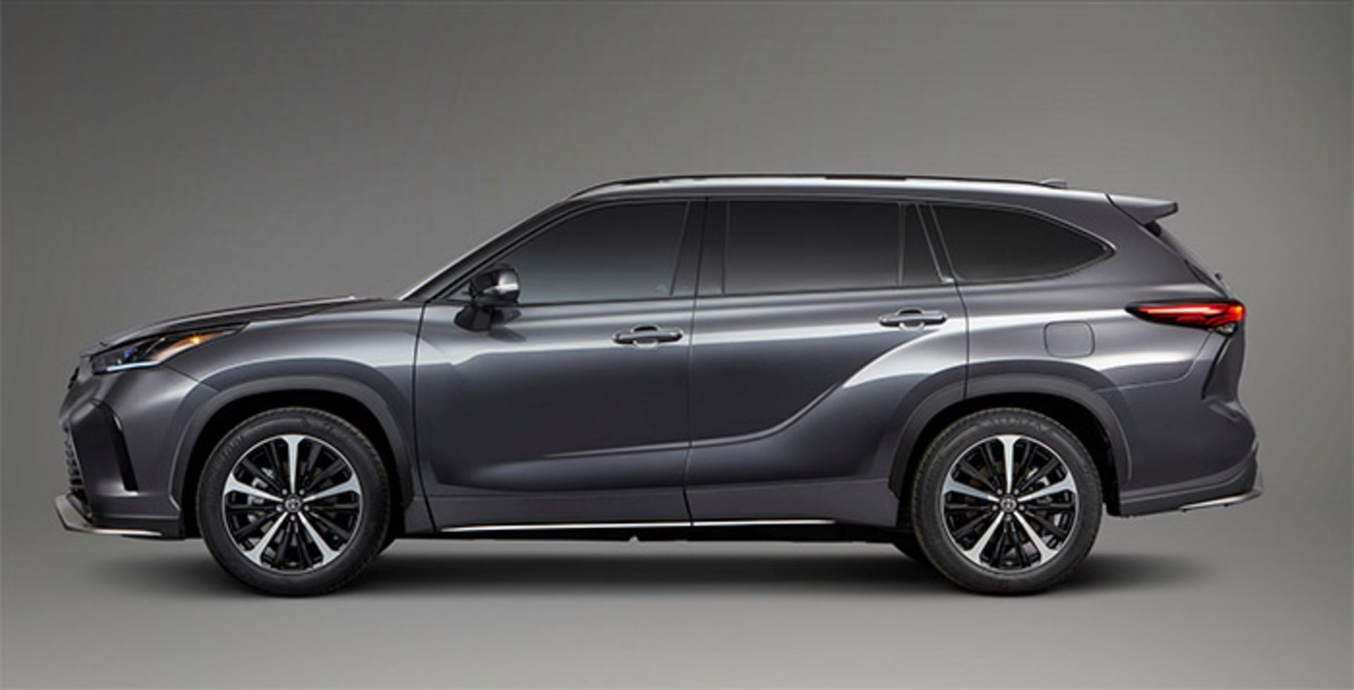 تویوتا هایلندر XSE مدل ۲۰۲۱