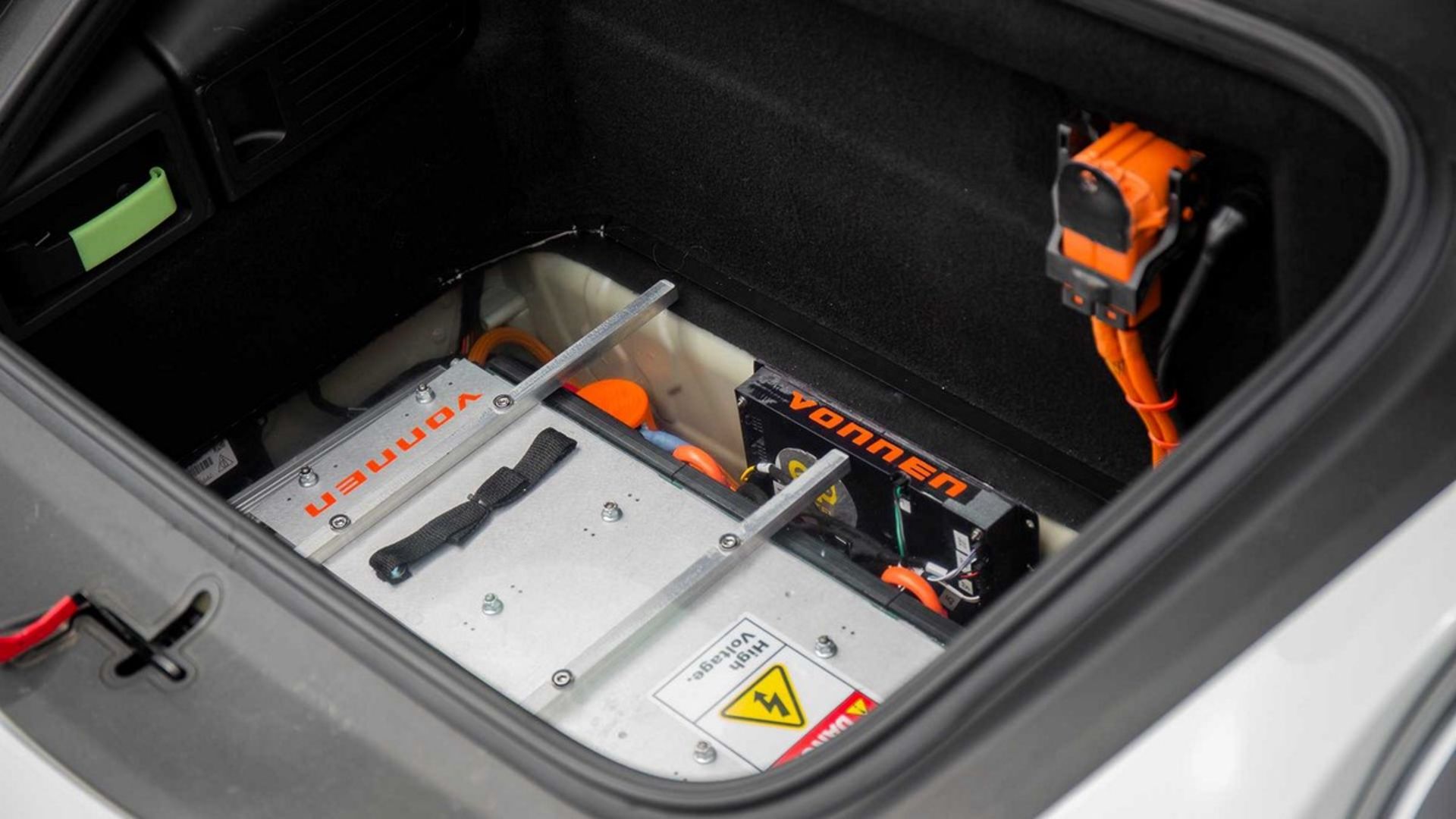 Porsche 911 Hybrid By Vonnen and KMR