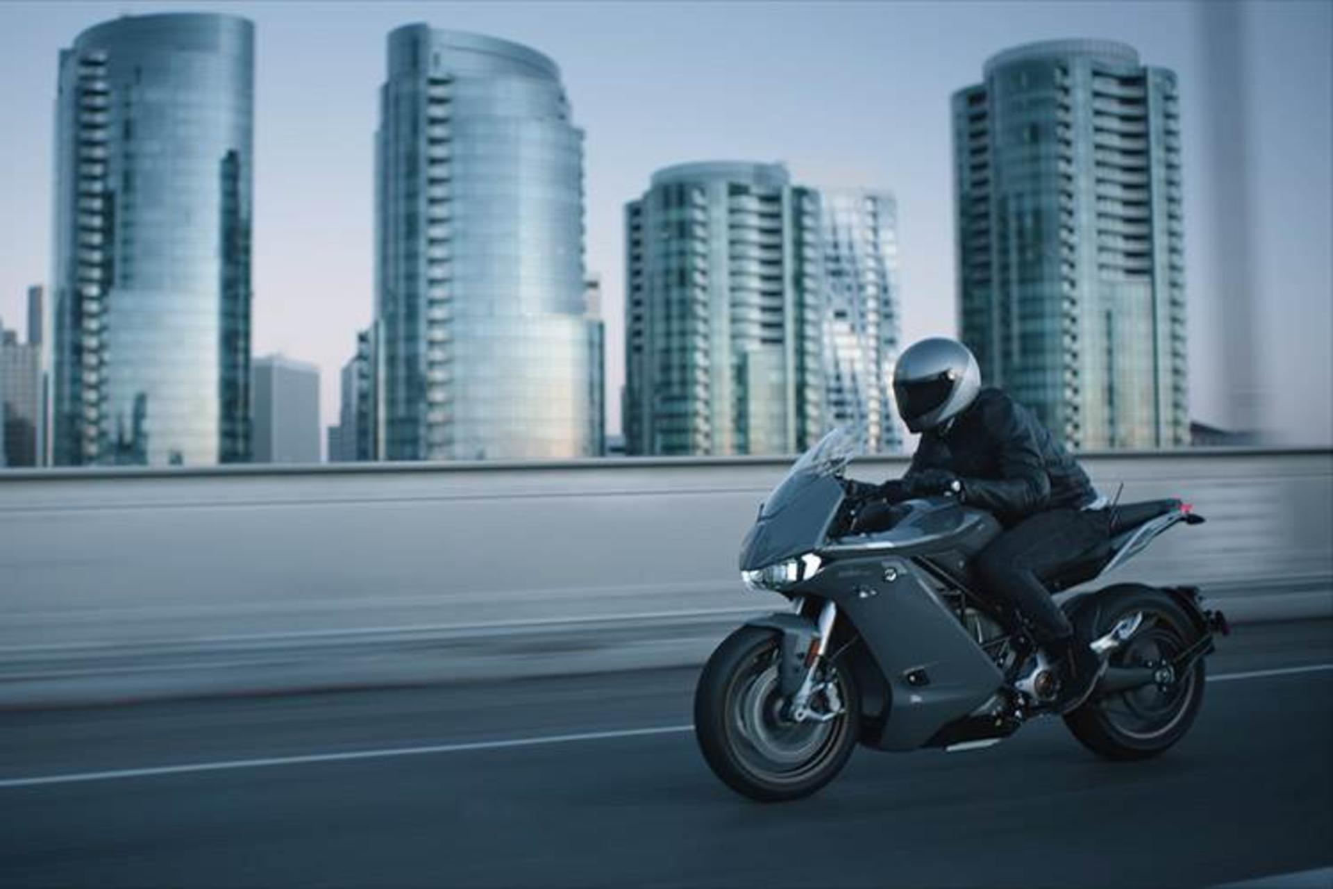 Zero SR/S electric motorcycle / موتورسیکلت برقی زیرو