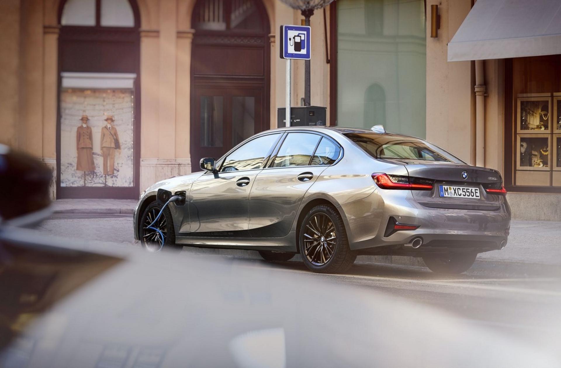 2021 bmw 330e plug in hybrid