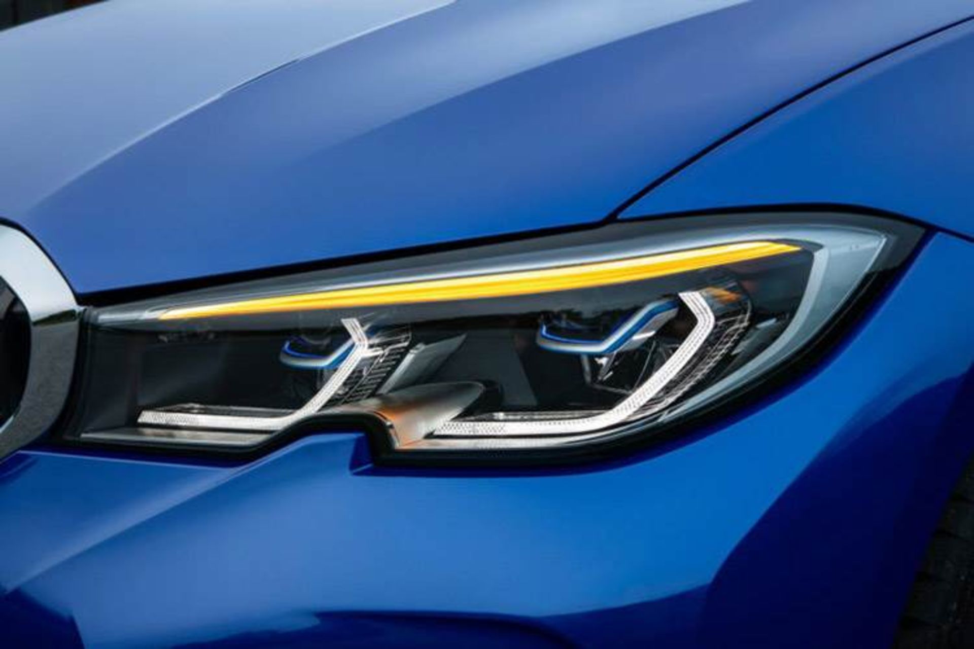 BMW Headlight / چراغ جلو بی ام و