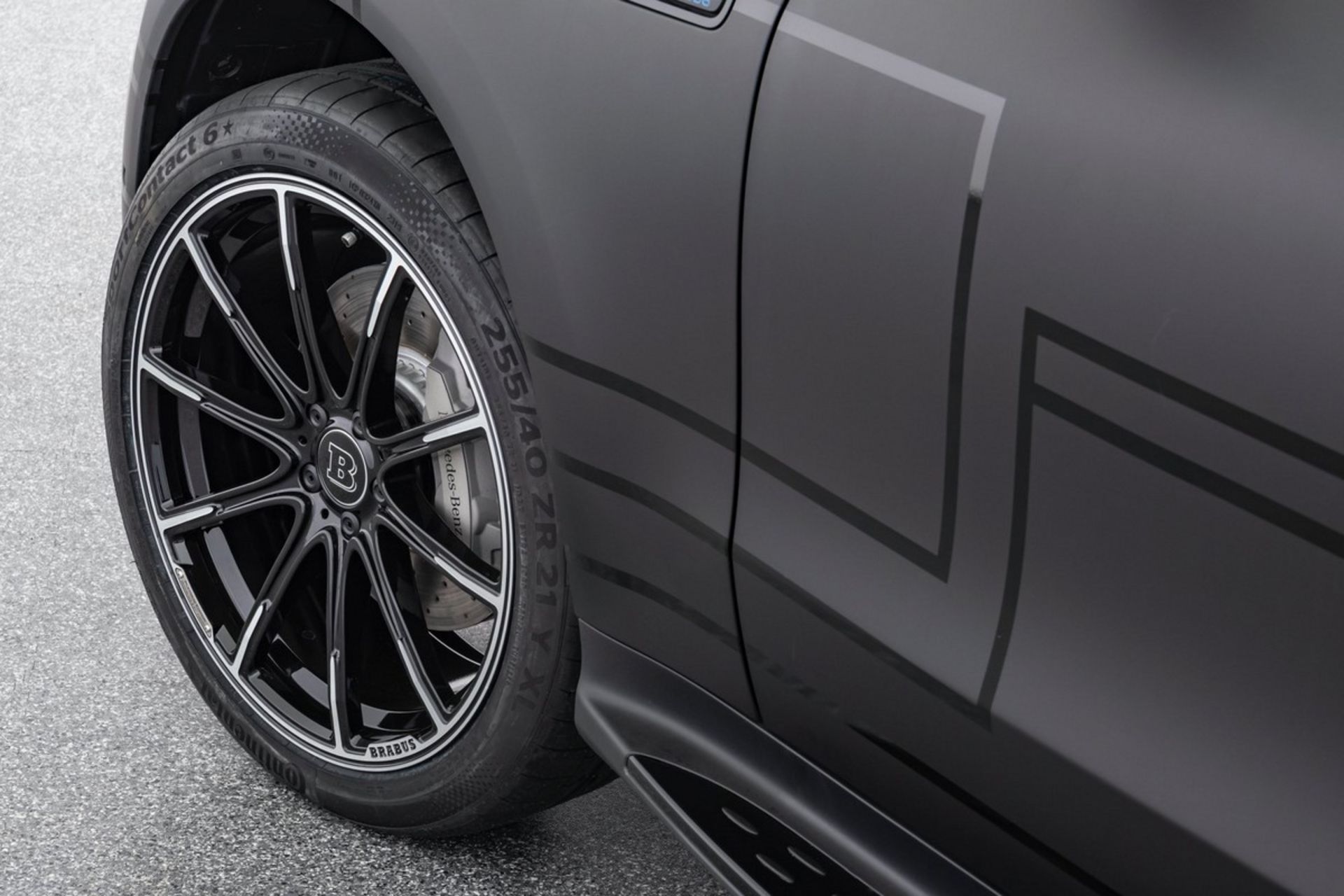 Mercedes Benz EQC tuned by Brabus