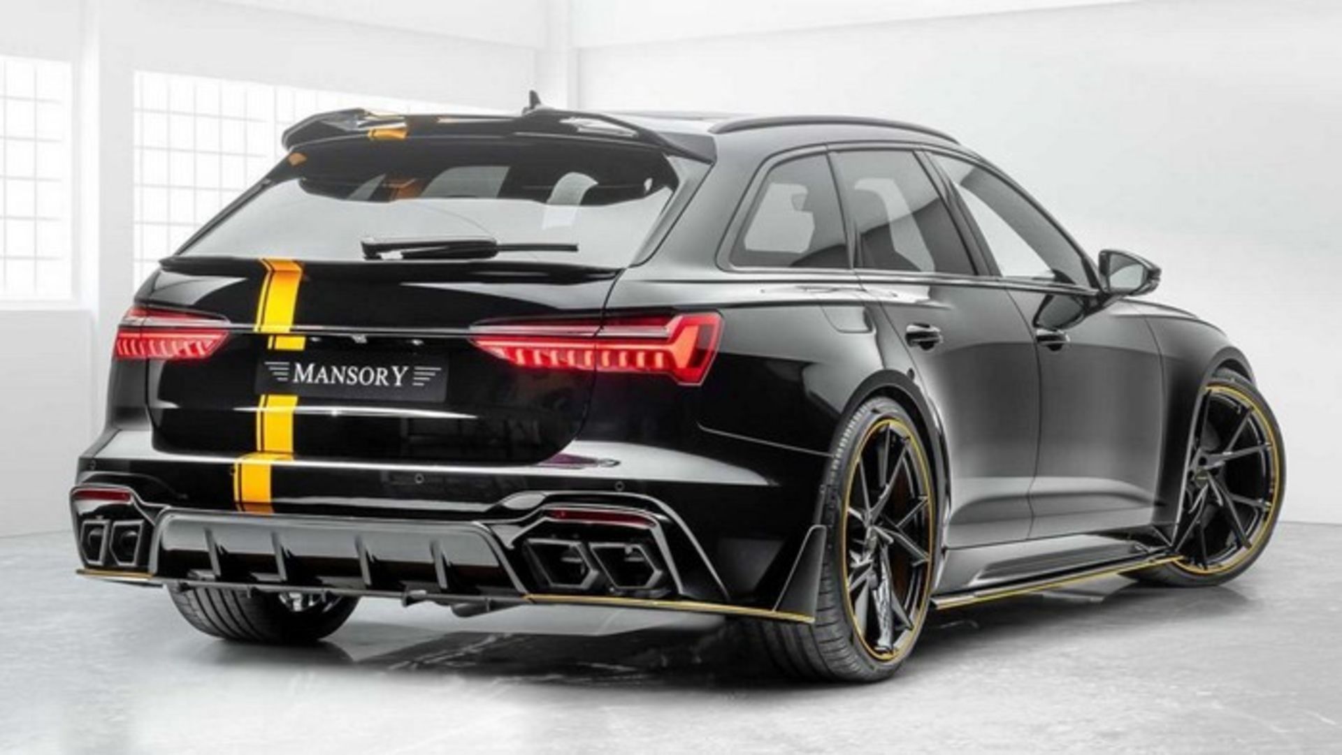 2021 Audi RS6 Avant by Mansory 