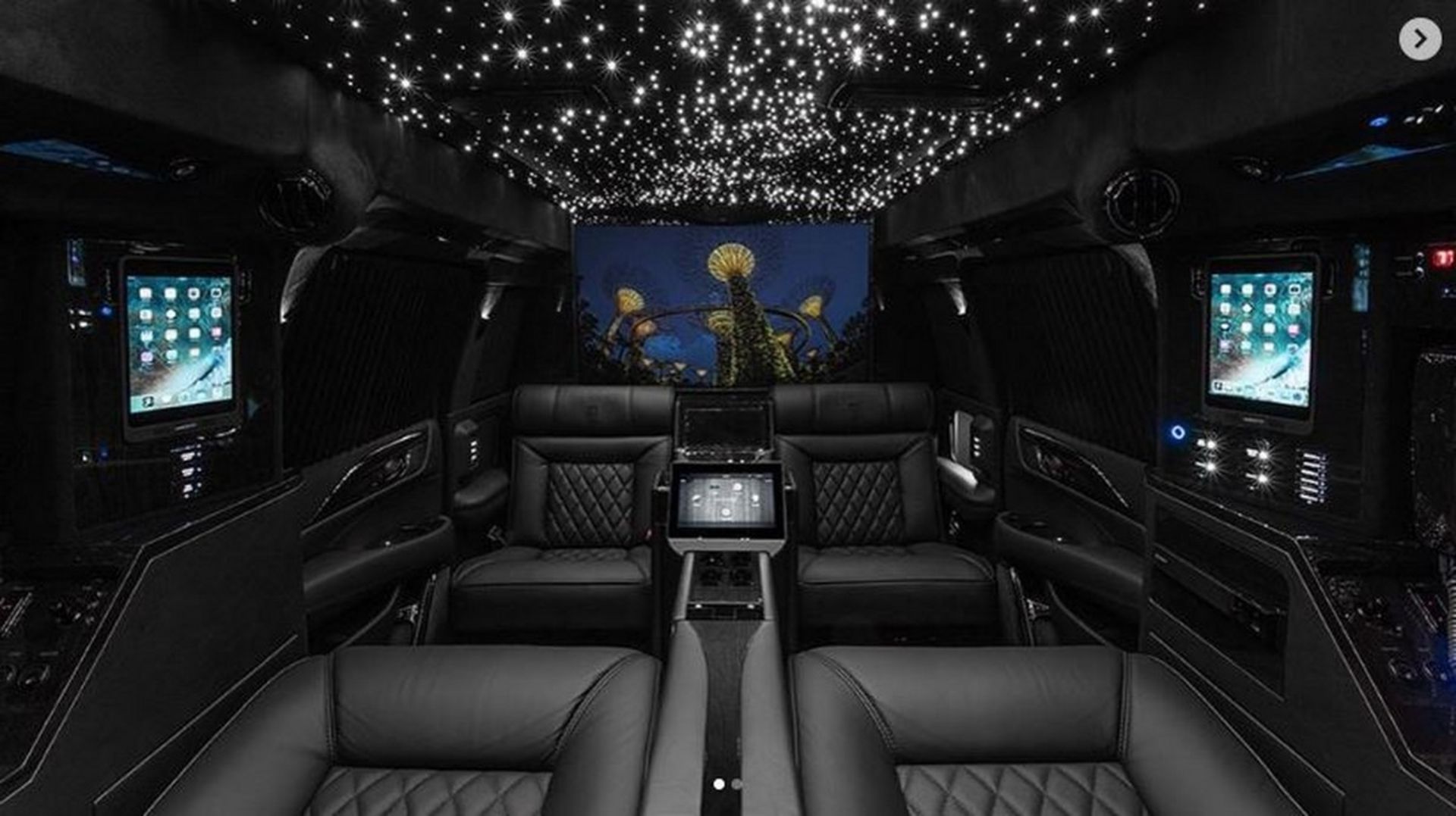 Cadillac Escalade ESV by Lexani 