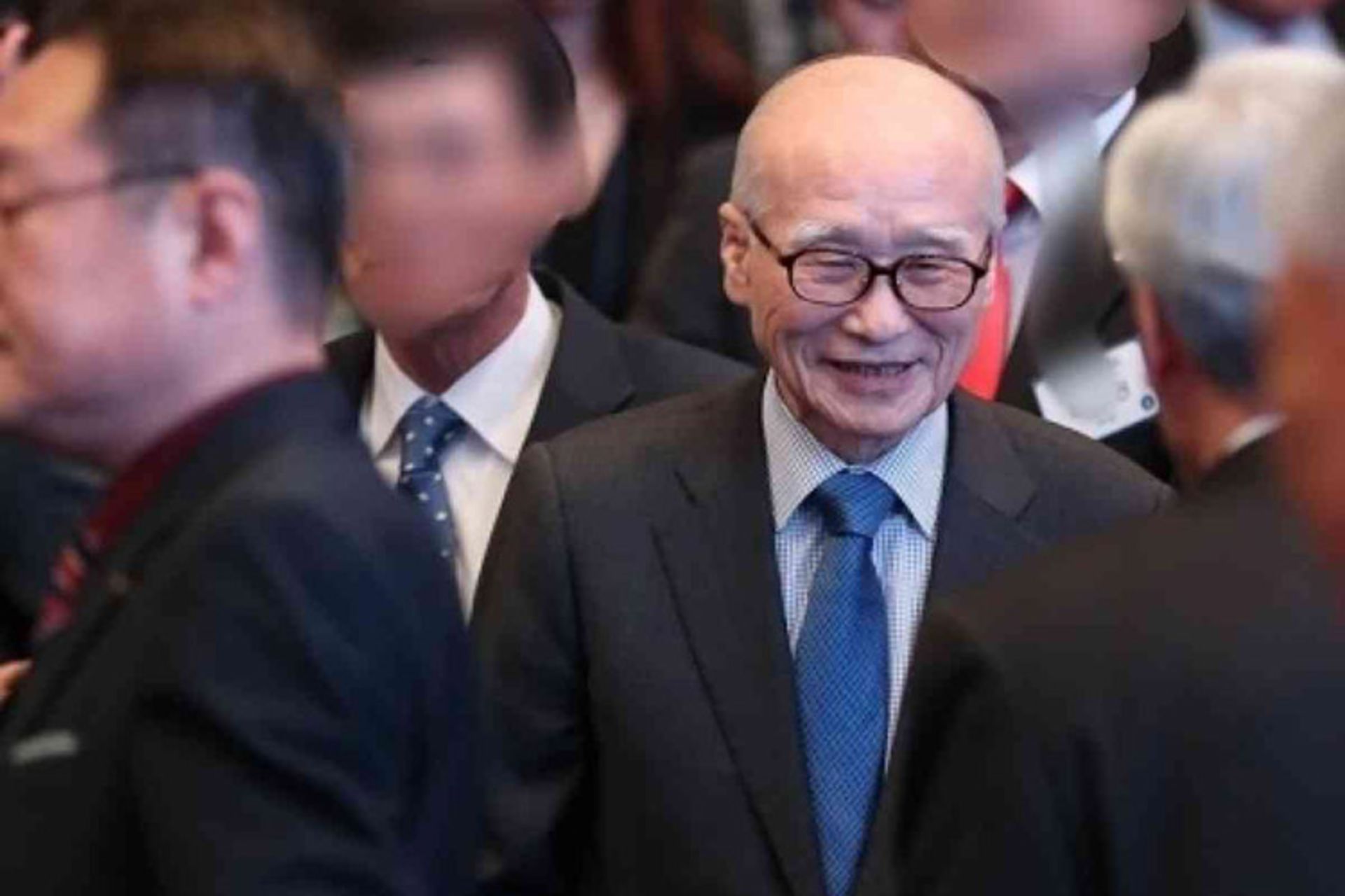 کتاب سنگفرش هر خیابان از طلاست کیم وو چونگ/gold street book kim