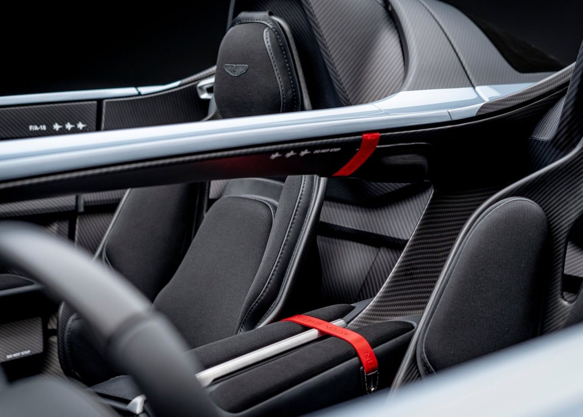 Aston Martin V12 Speedster new