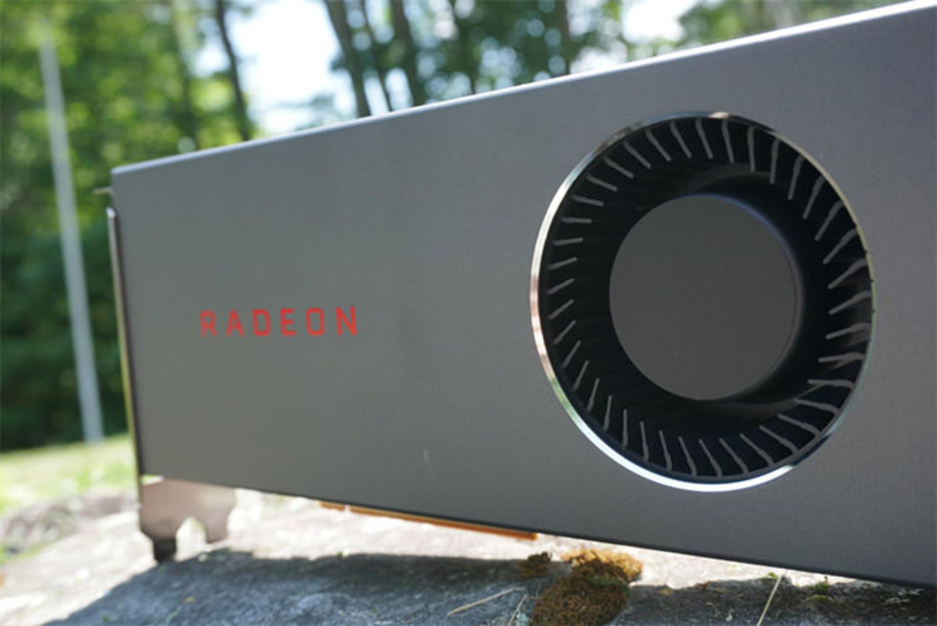 AMD Radeon RX 5700 