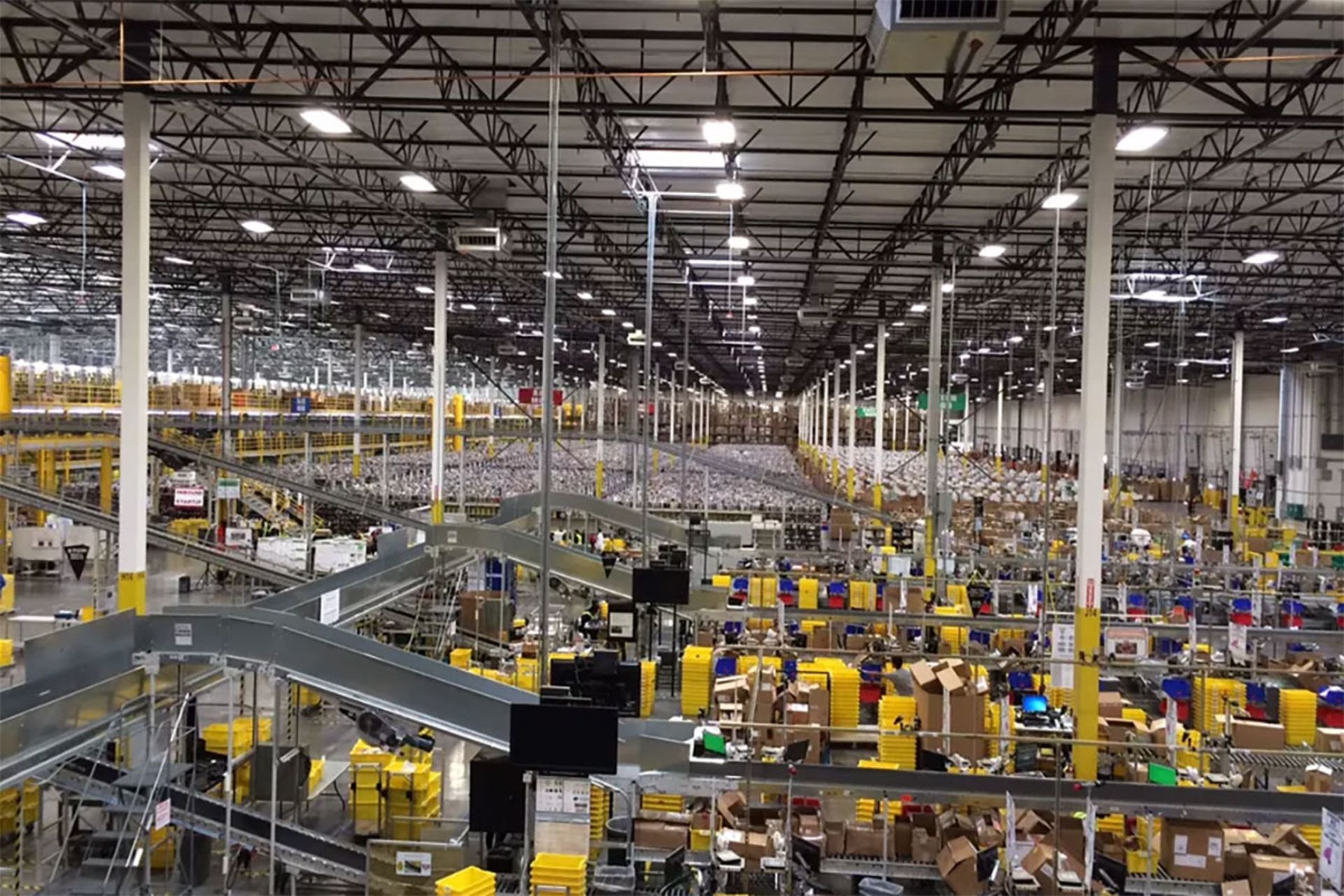 انبار آمازون