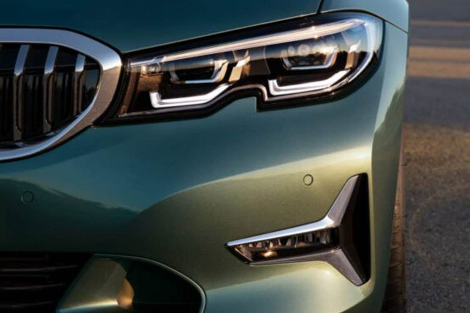 BMW Headlight / چراغ جلو بی ام و