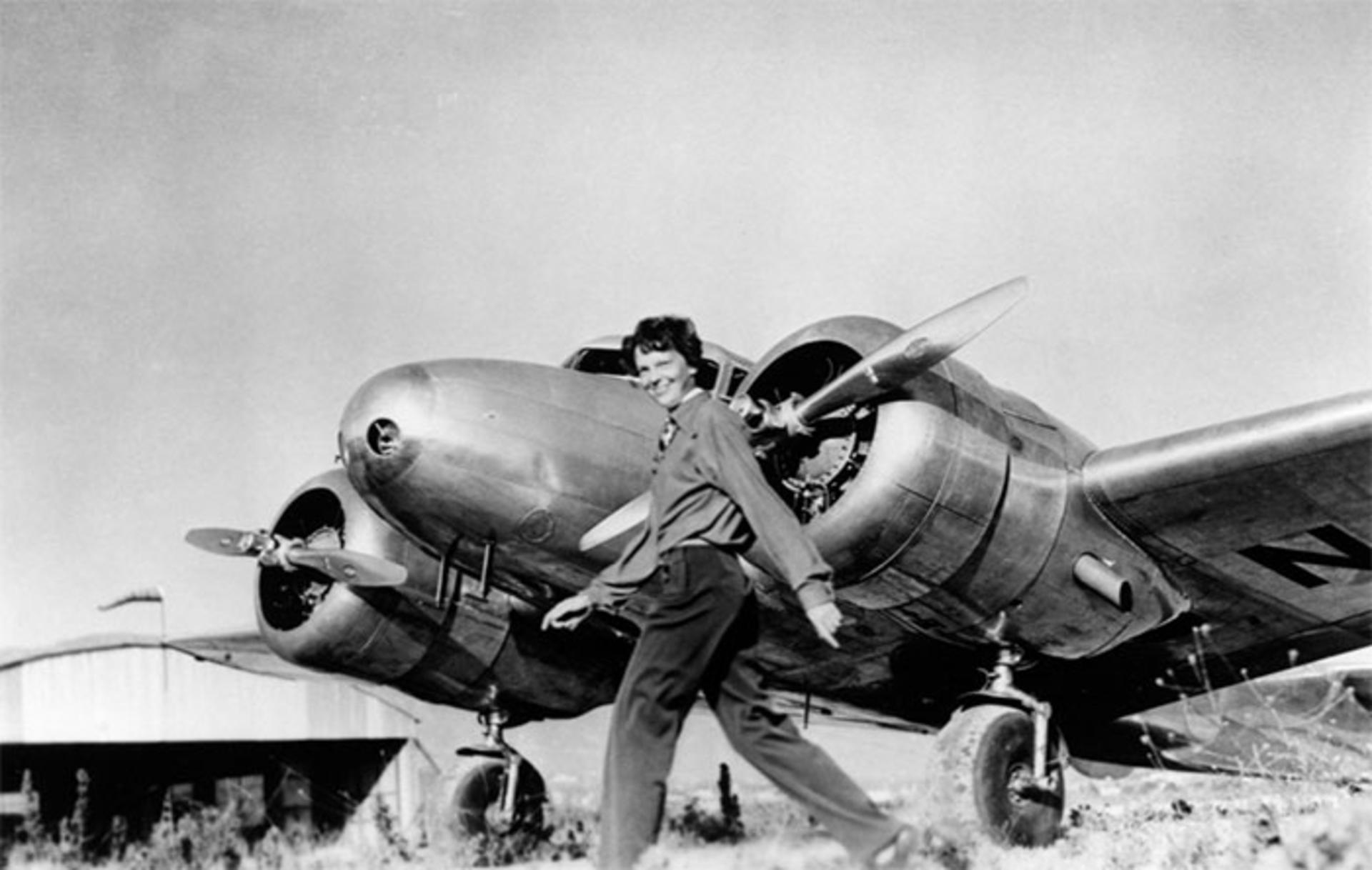 آملیا ارهارت / Amelia Earhart