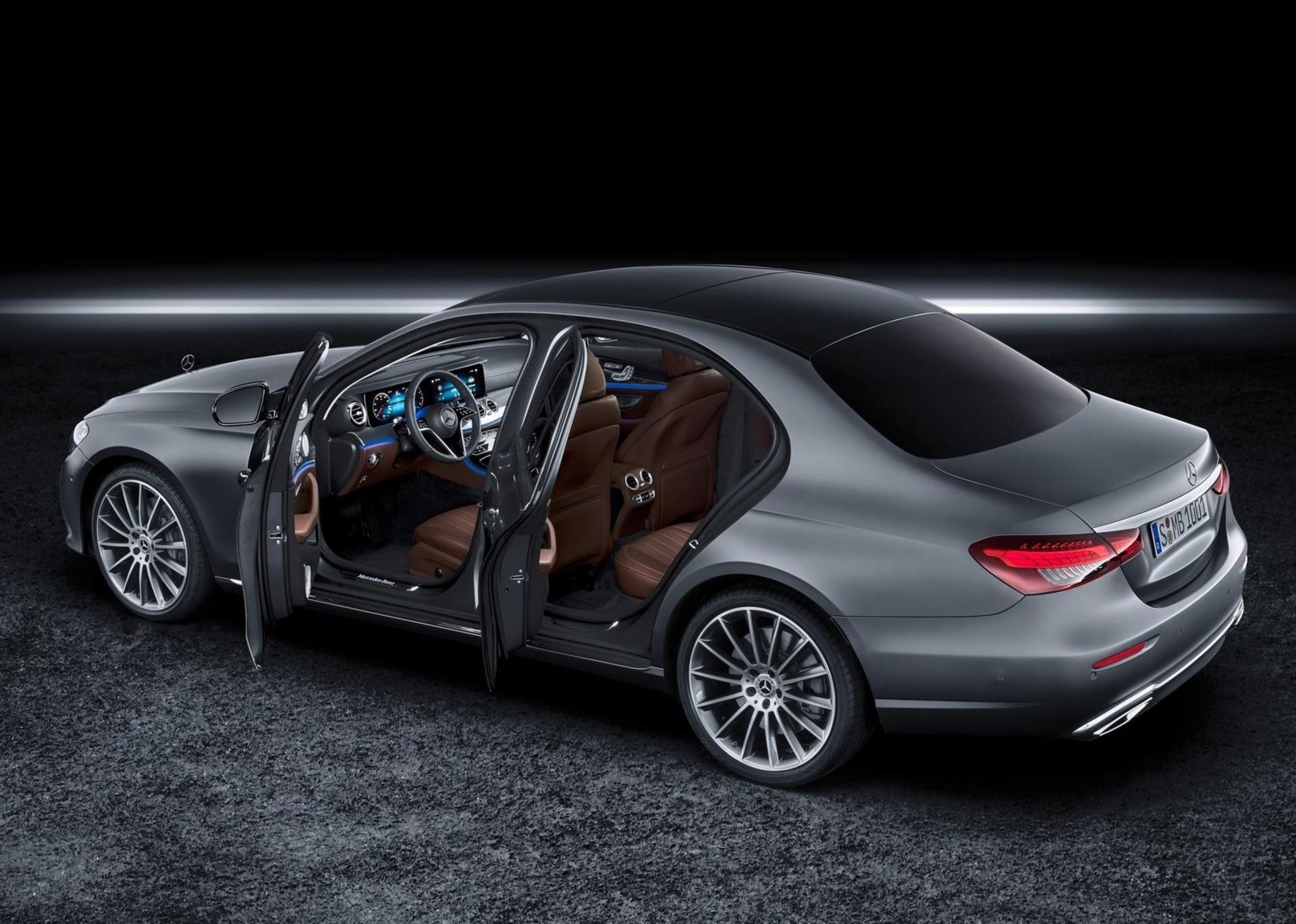  Mercedes Benz E Class