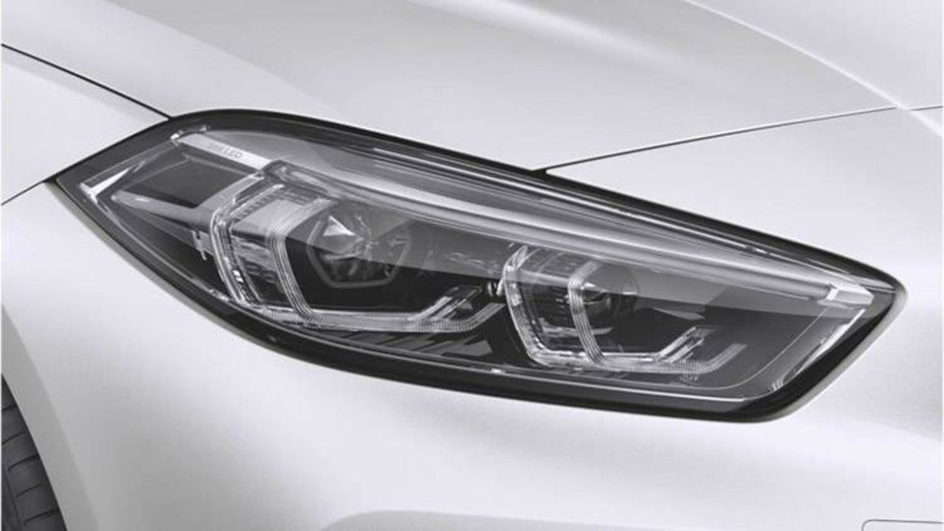 BMW Headlight / چراغ جلو بی ام و