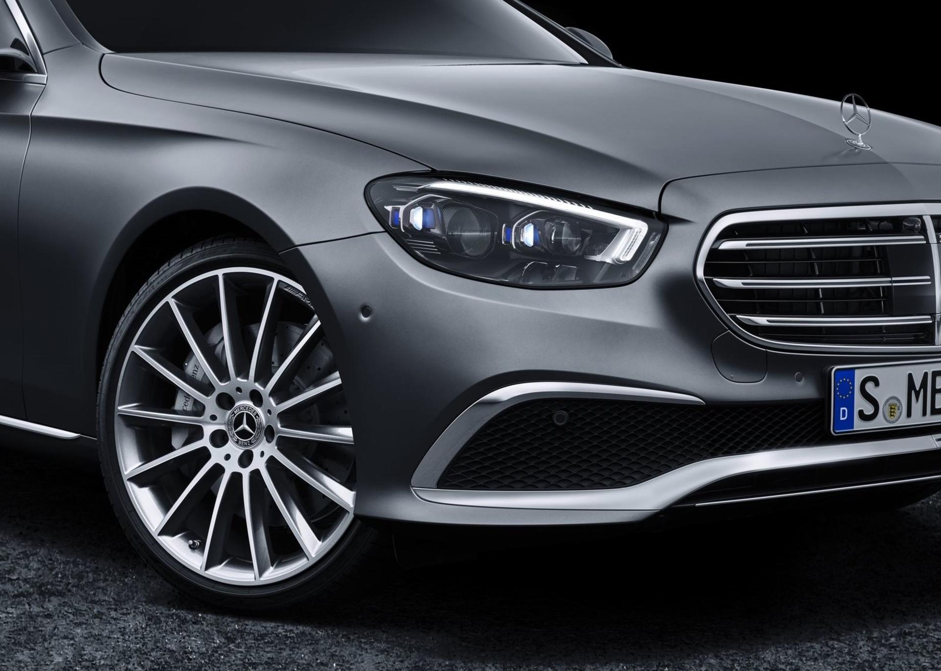  Mercedes Benz E Class