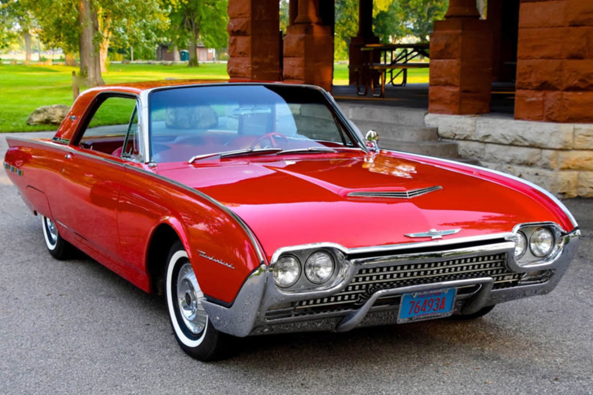 فورد تاندربرد