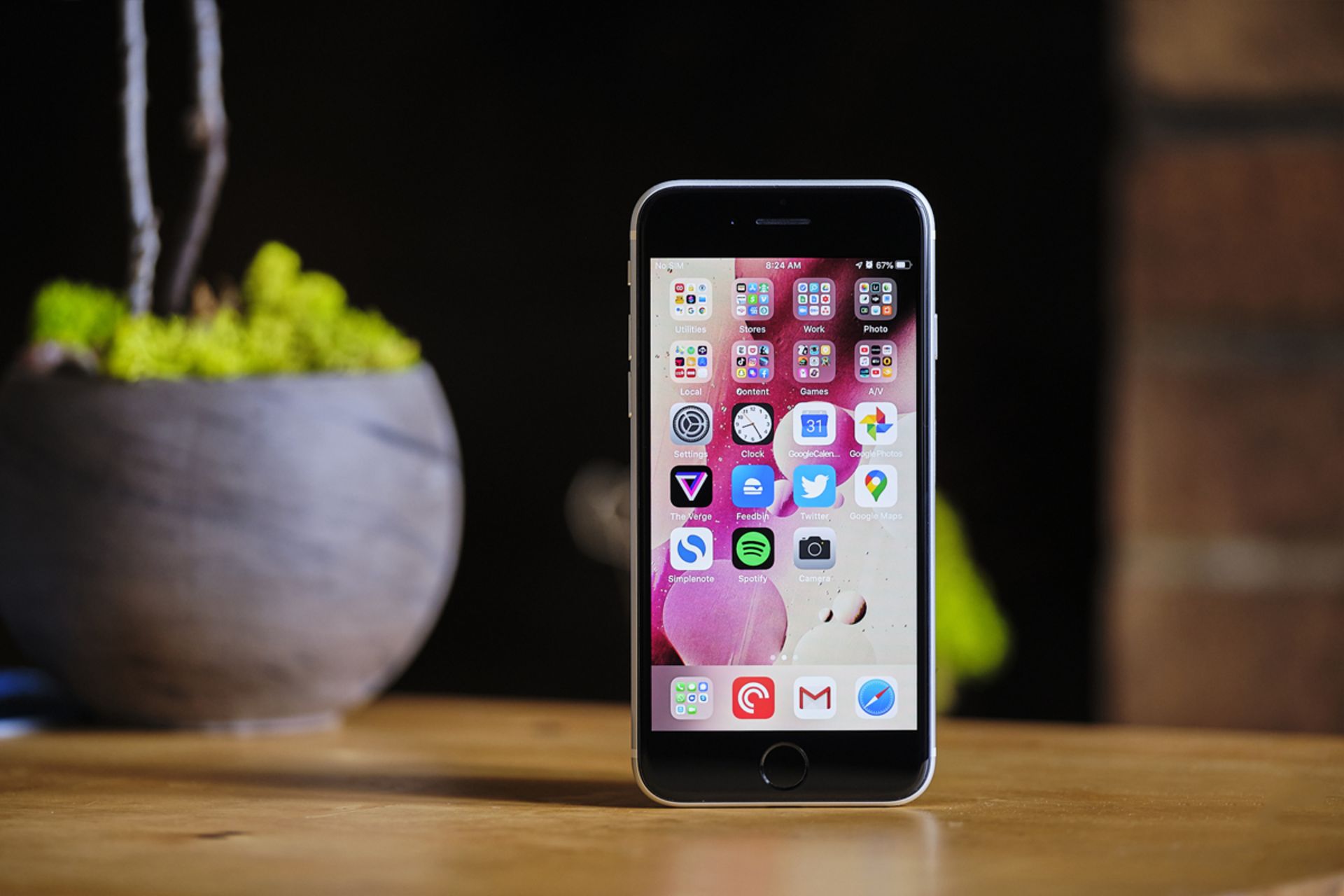 آیفون اس ای نسل دوم اپل 2020 / Apple iPhone SE 2020