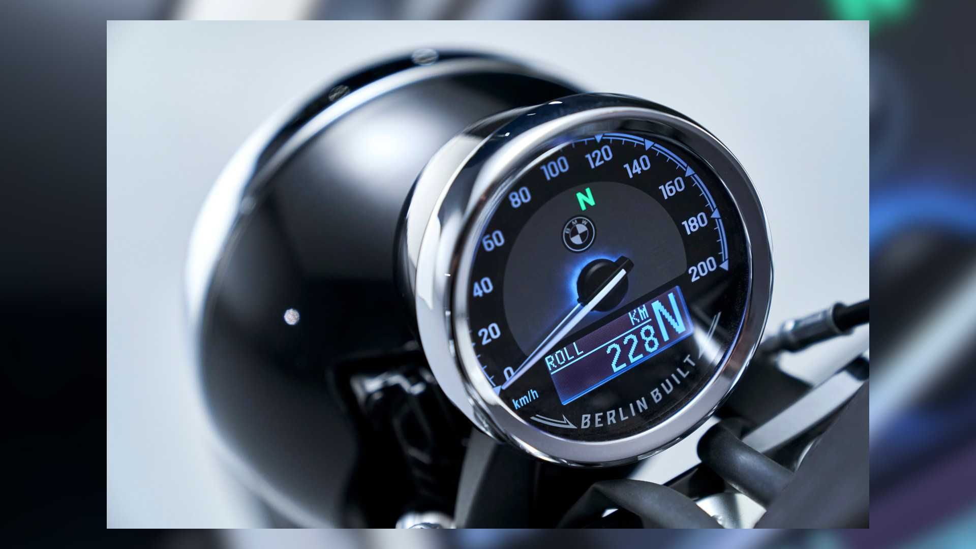 BMW R 18
