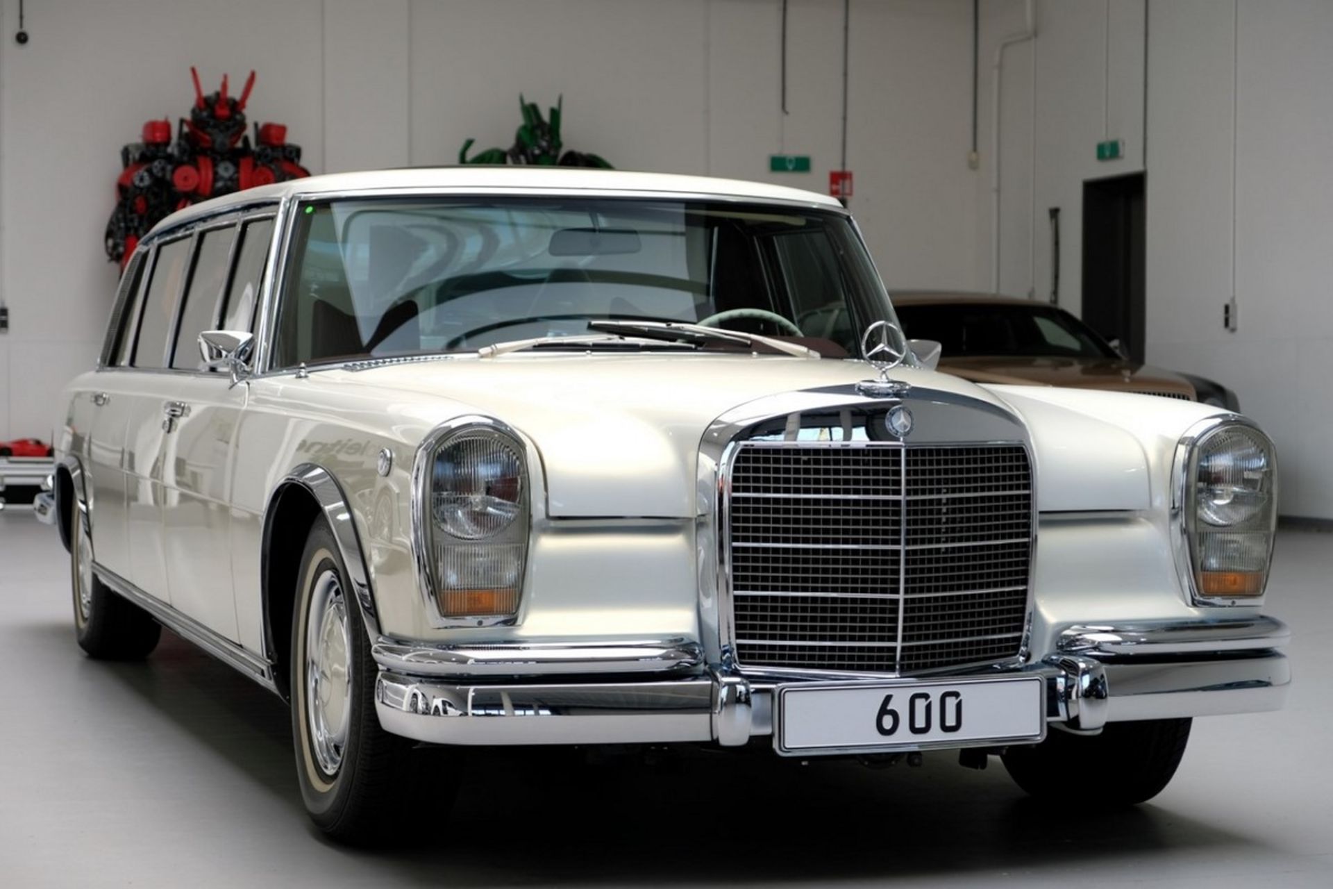 mercedes benz 600 pullman