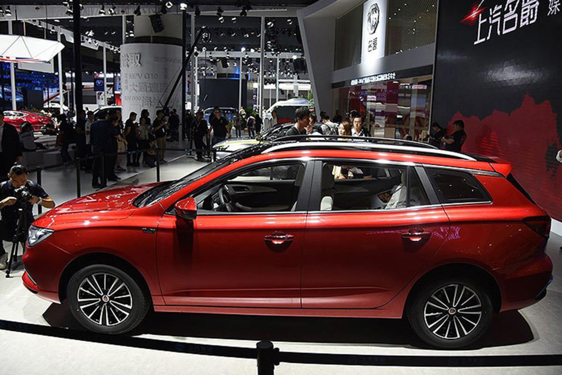 ام‌جی ۵ برقی/Roewe Ei5