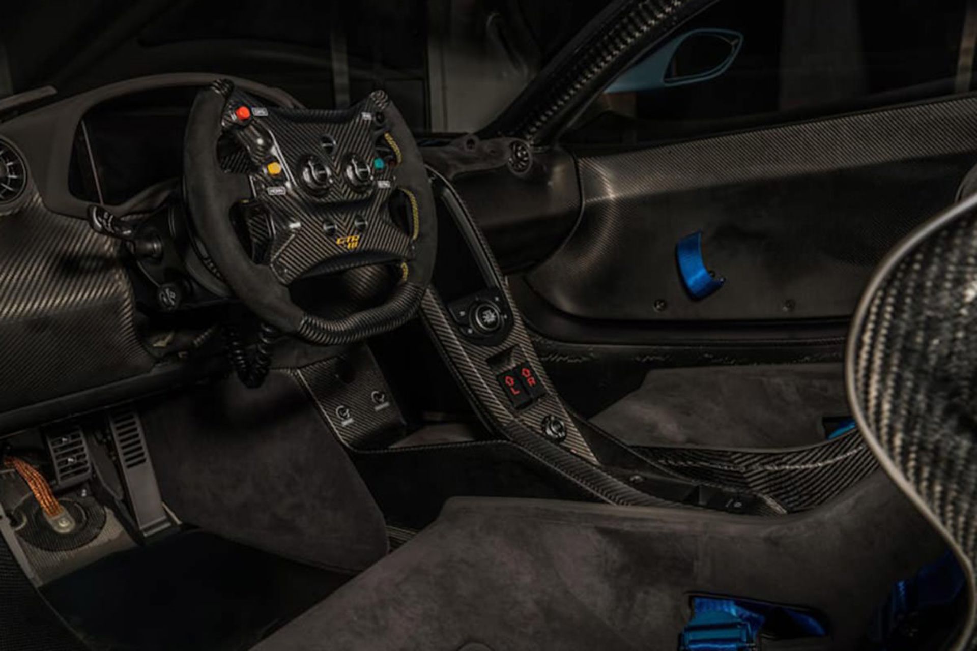 مک‌لارن P1 GTR-18