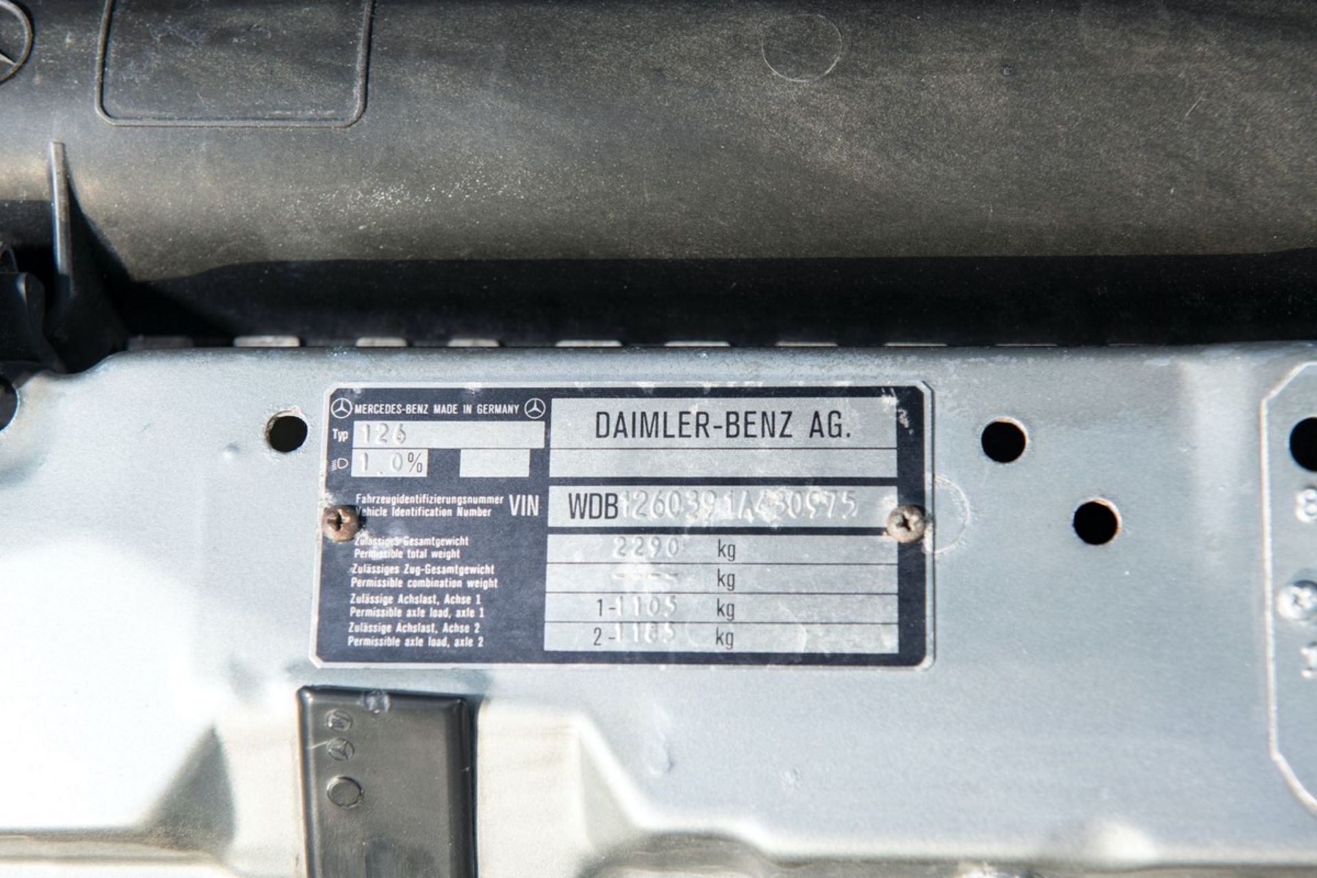 1989 Mercedes-Benz 560 SEL 6.0