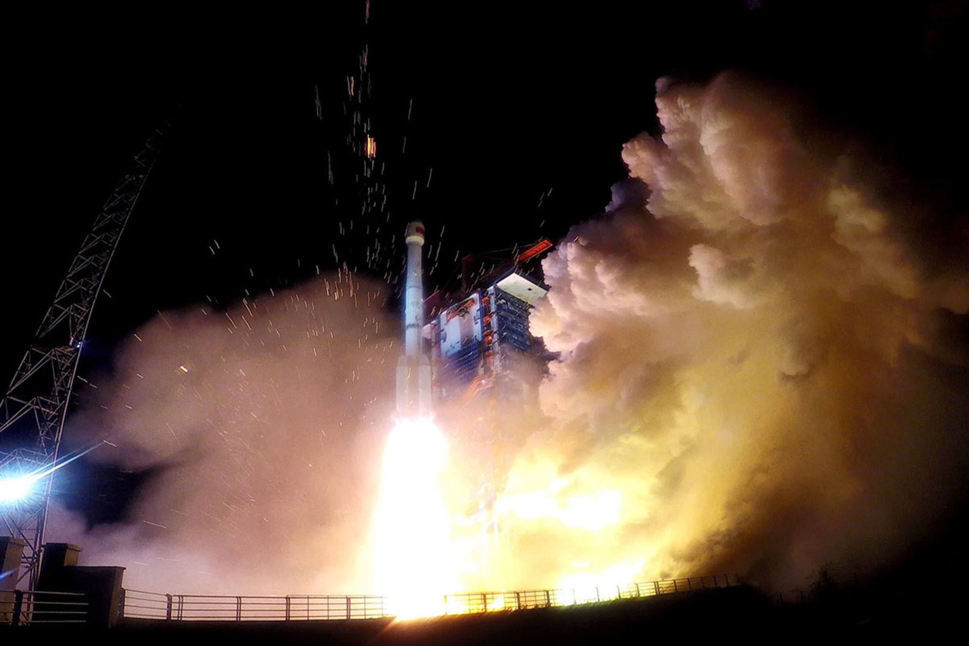 موشک لانگ مارچ ۳ بی / Long March 3B Rocket