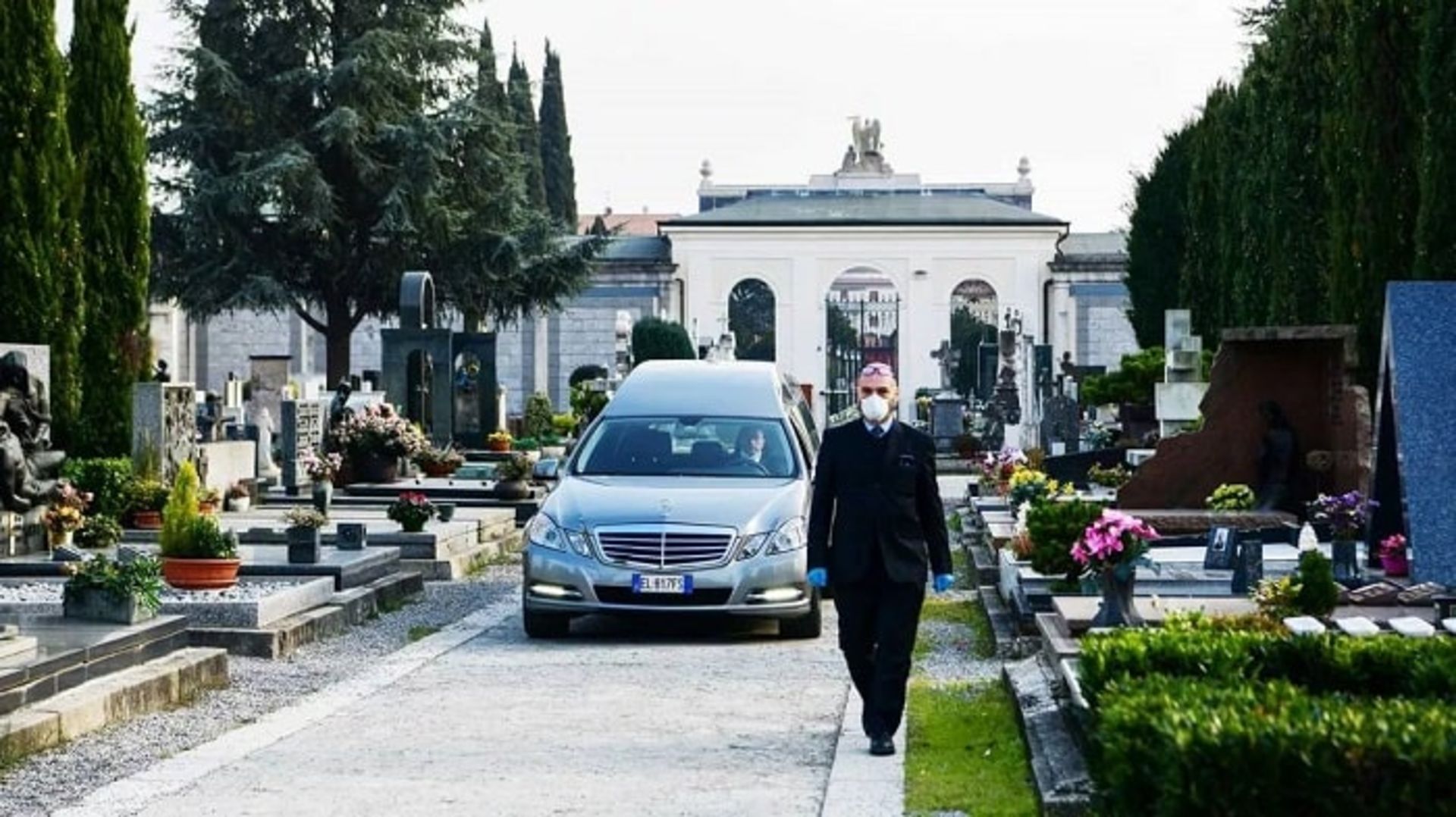 تدفین بیمار کرونا