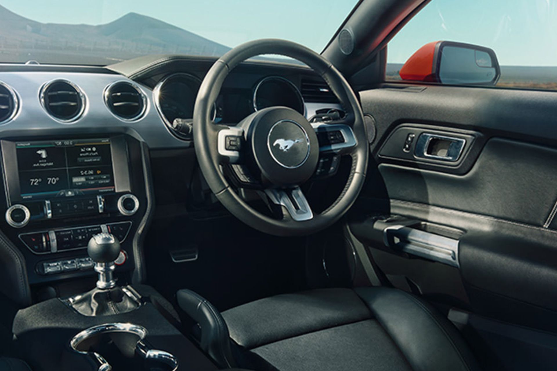 داخل فورد موستانگ