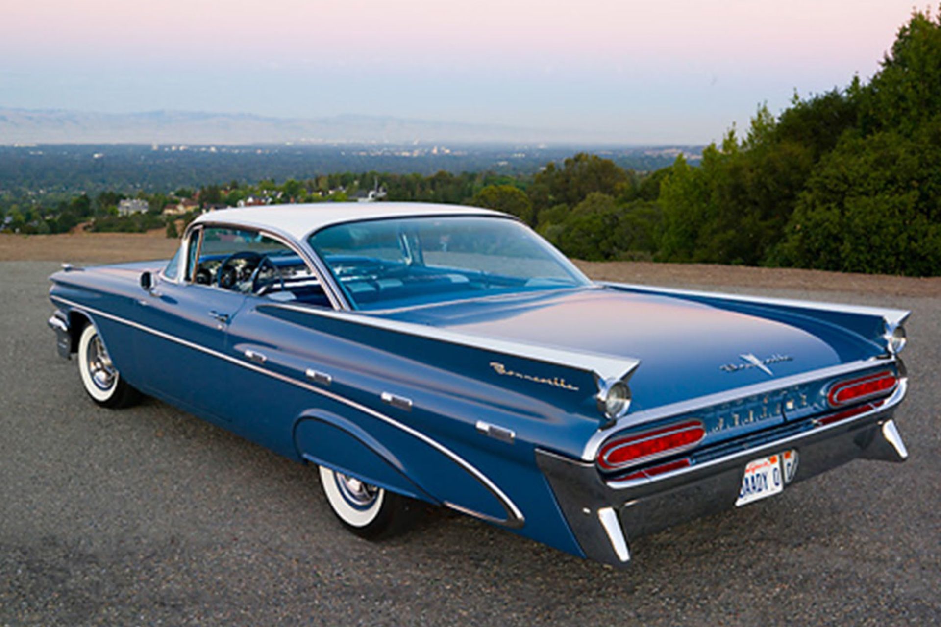 پونیتاک بونِویل