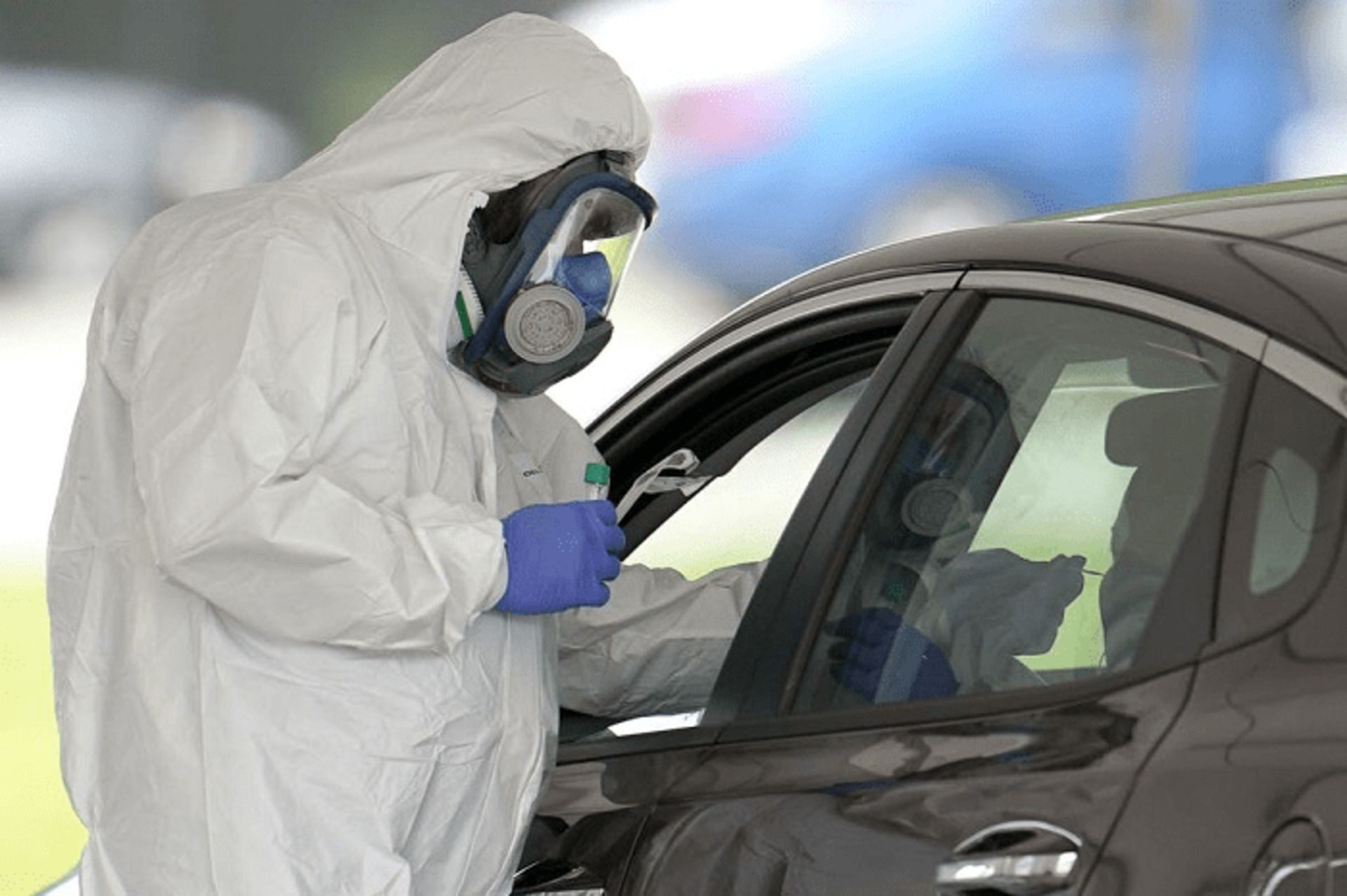 آزمایش کرونا حین رانندگی